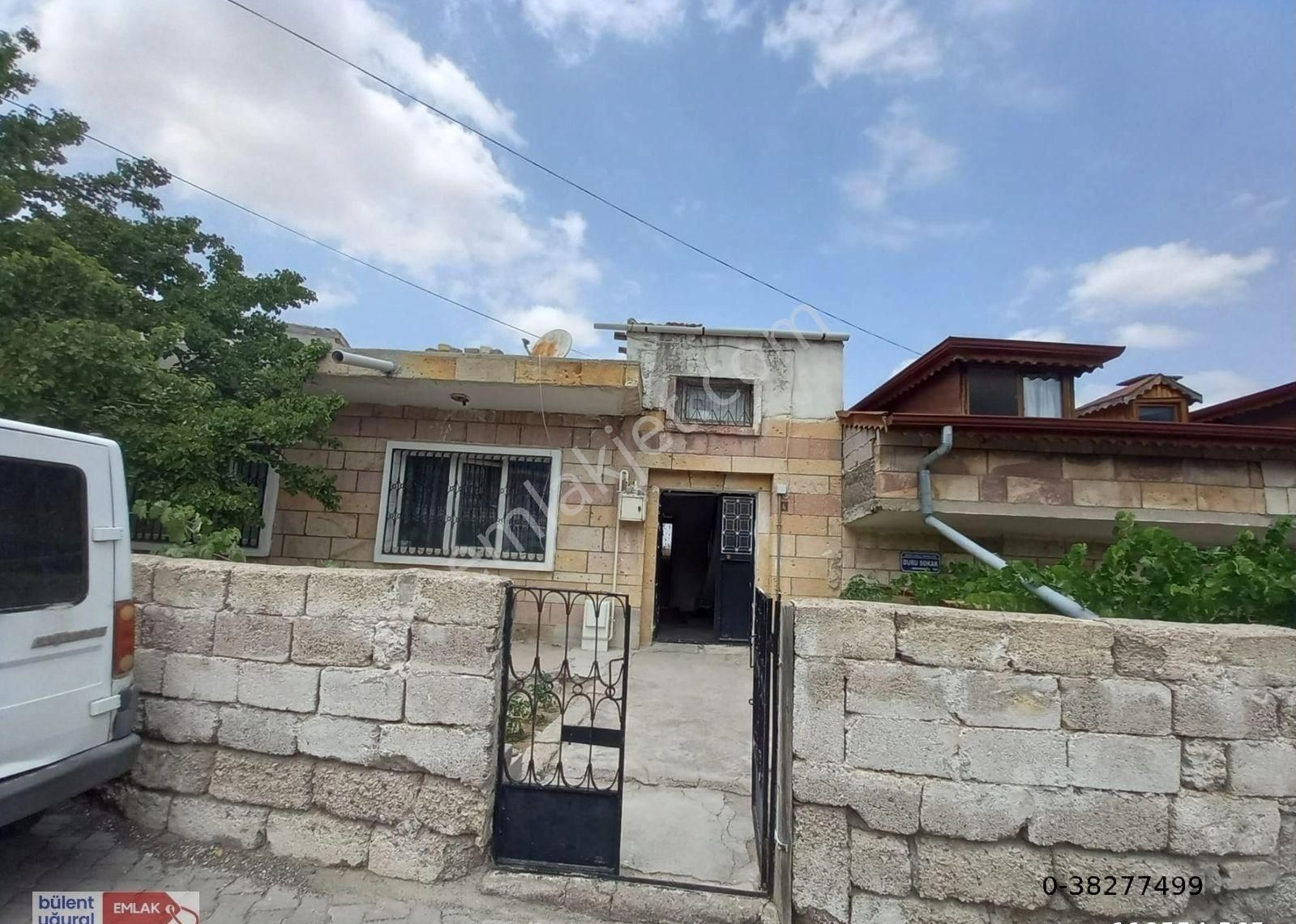 Kıratlıoğlu Mahallesi Satılık 2+1 Müstakil Daire