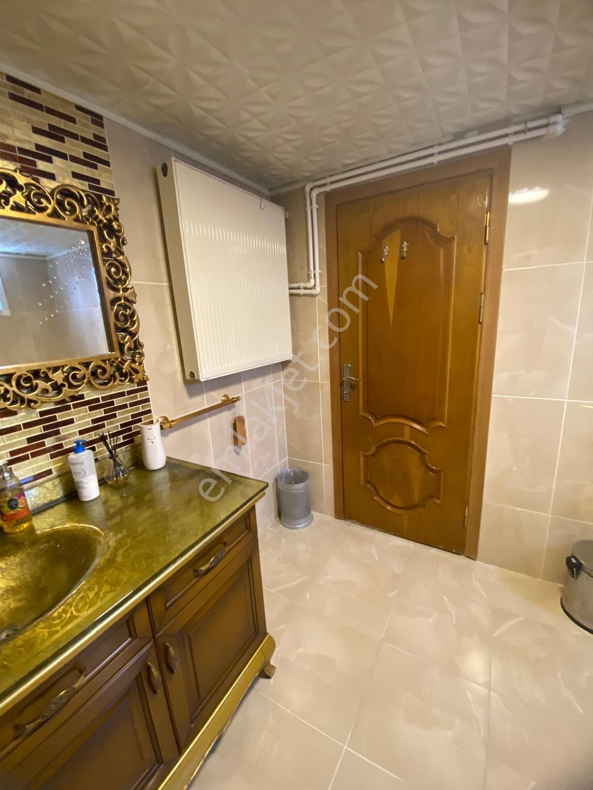 Çamlıca 'da Konut Ve Ticari Kullanıma Uygun Bahçeli Villa - Görsel 33