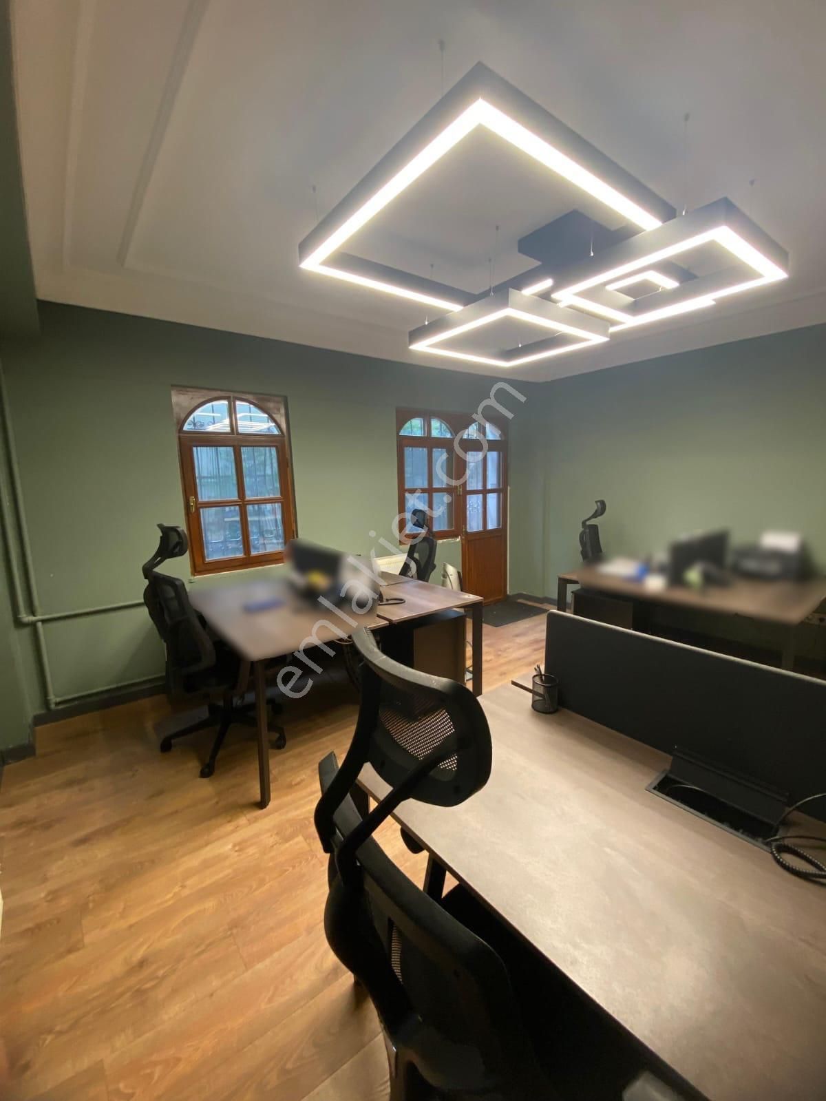 Çamlıca 'da Konut Ve Ticari Kullanıma Uygun Bahçeli Villa - Görsel 11