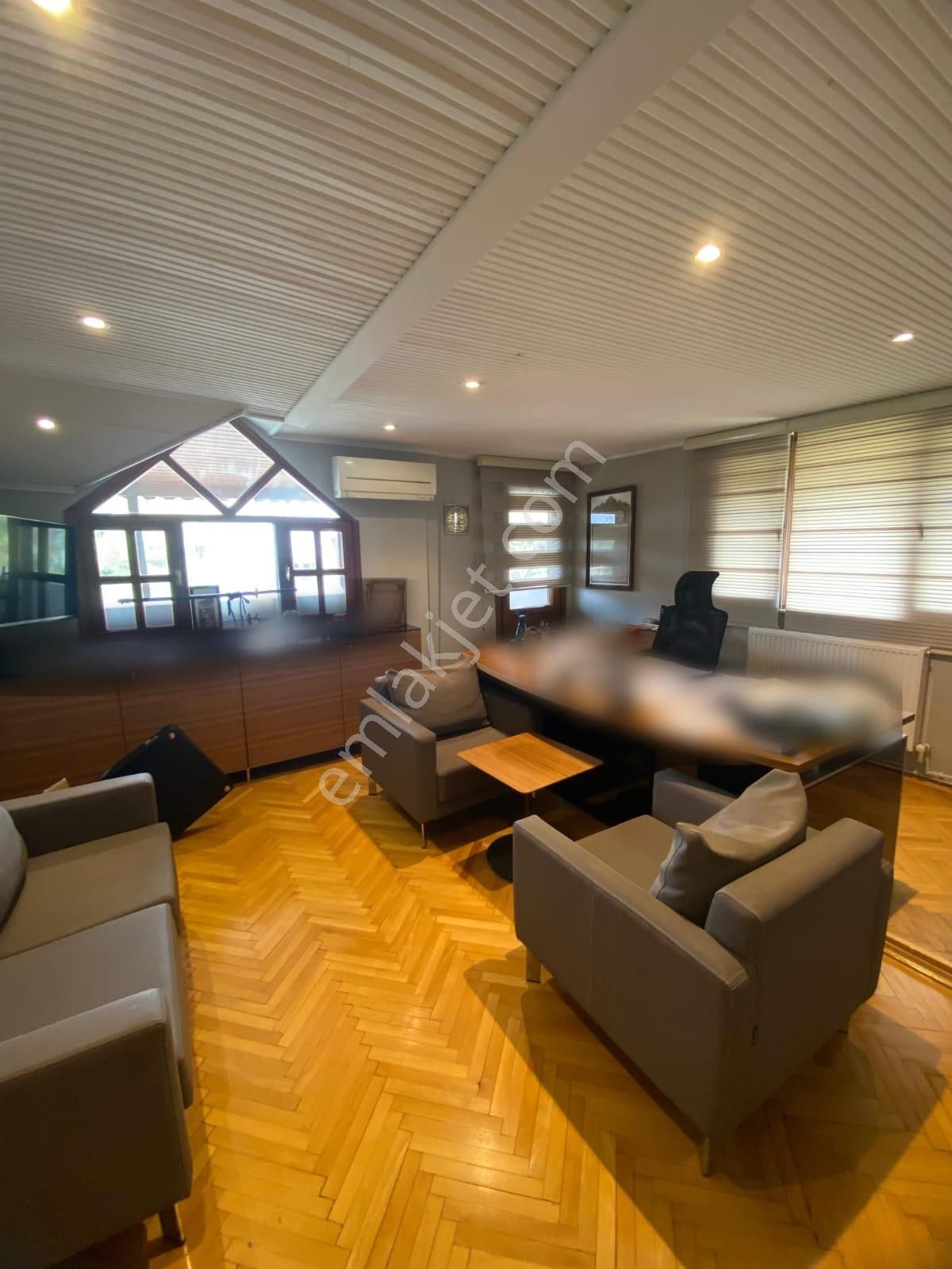 Çamlıca 'da Konut Ve Ticari Kullanıma Uygun Bahçeli Villa - Görsel 22