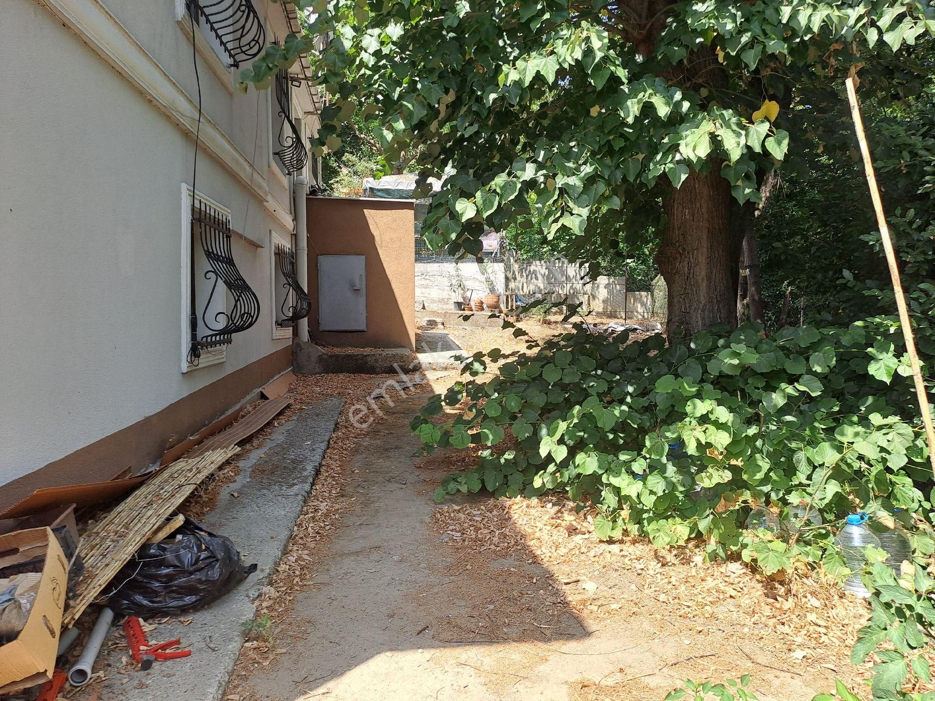 Sarıyer Büyükdere Mahallesinde Deniz Manzaralı 3+1 Daire