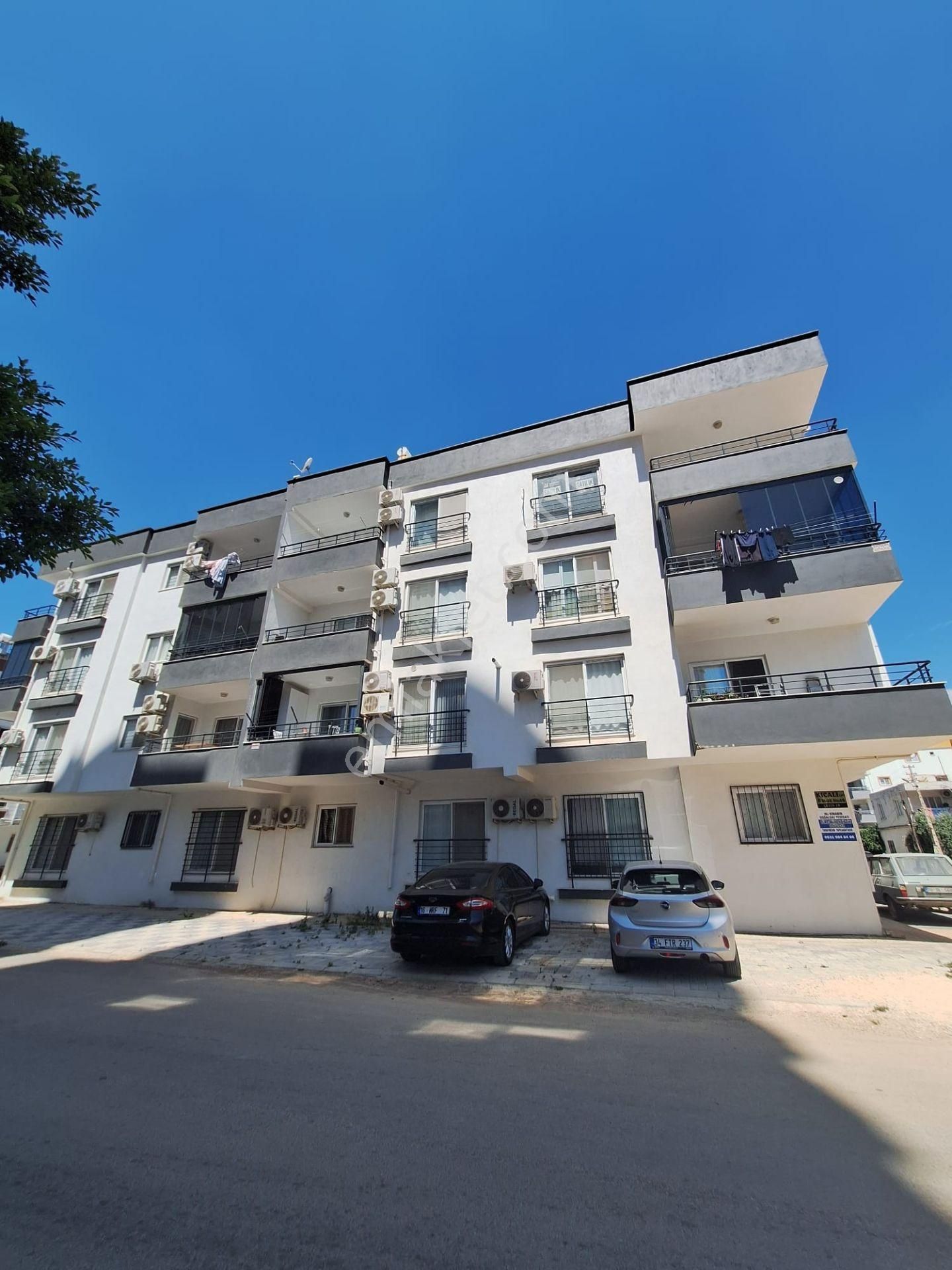 Mersin/silifke/gazi Mahallesi 3+1 Satılık Doğalgazlı Daire