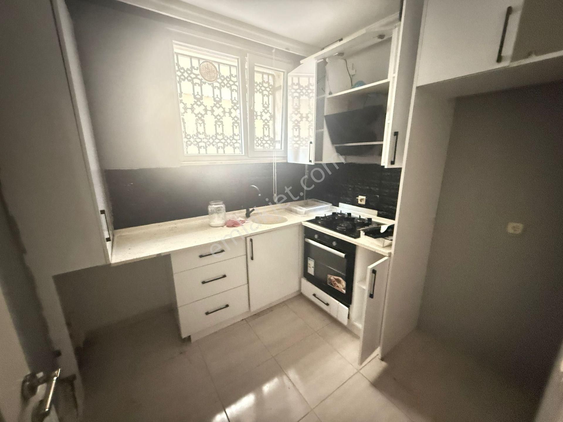 Barış'tan 4 Yıllık Binada Kiralık 2+1 Bahçe Katı Daire