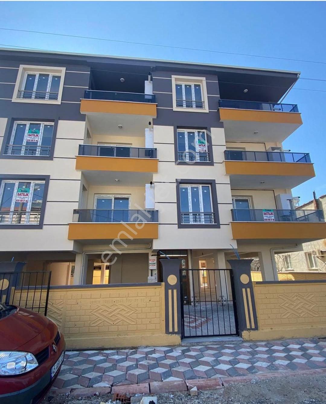Caglak Parkı Yakınında Satılık Ara Kat