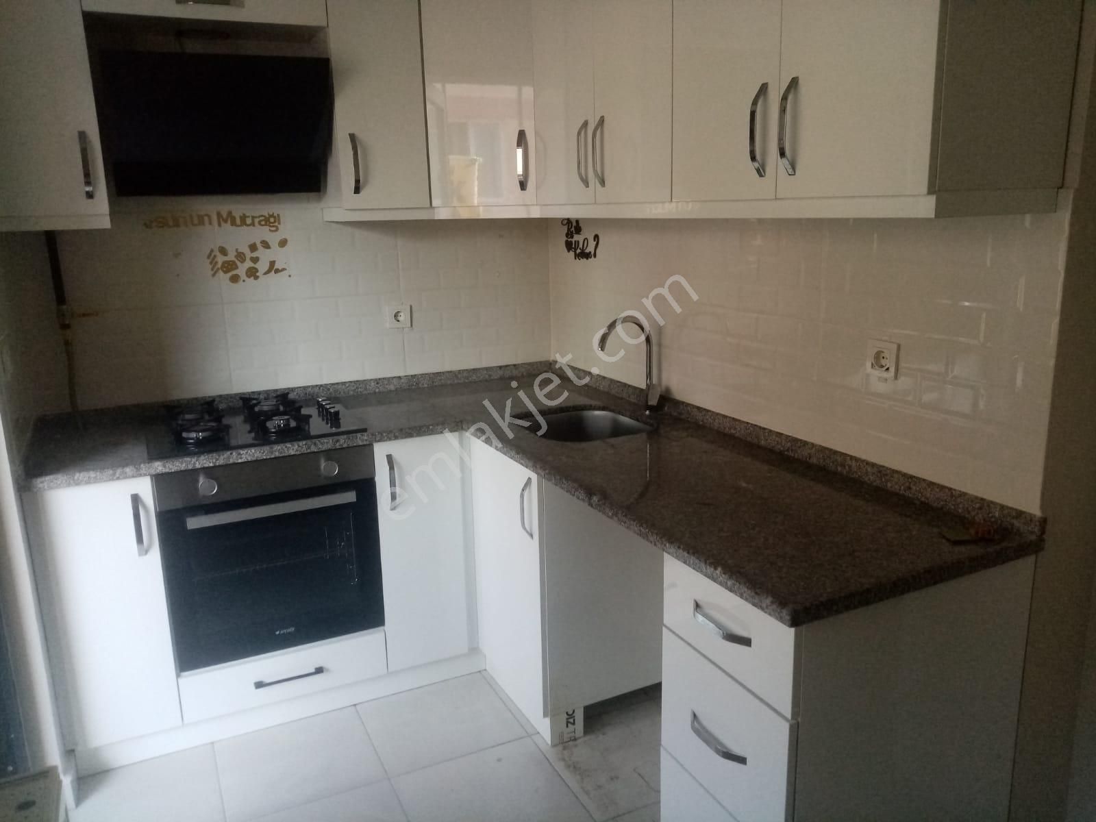 Balıkesir Karesi Karesi Mah.demirdağ Emlak Tan Kiralık 2+1 Yeni Ara Kat Daire.