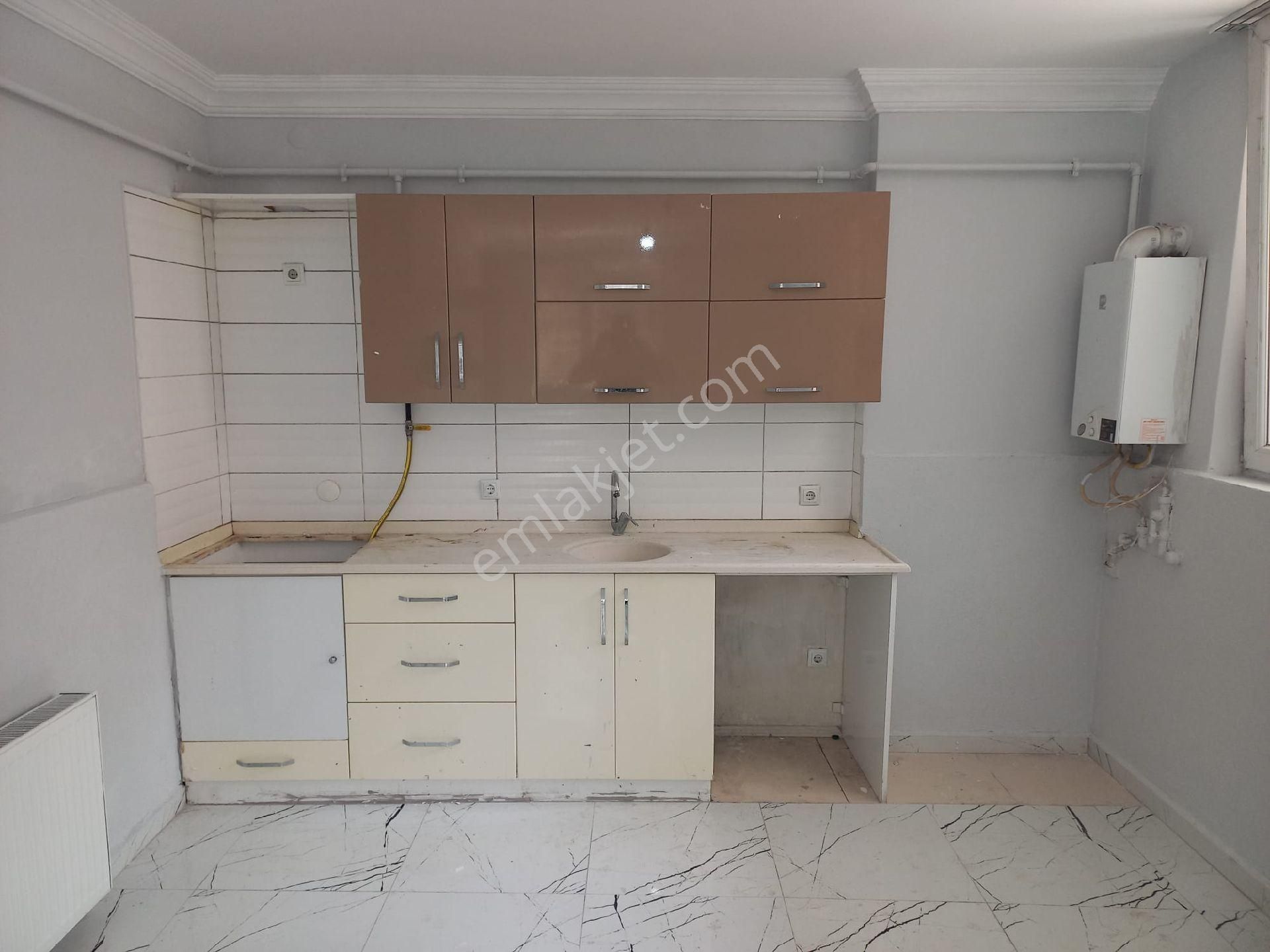 Avantaj Gayrimenkulden Kiralık 1+1 Daire Merkezi Konumda Adalet Mahallesi