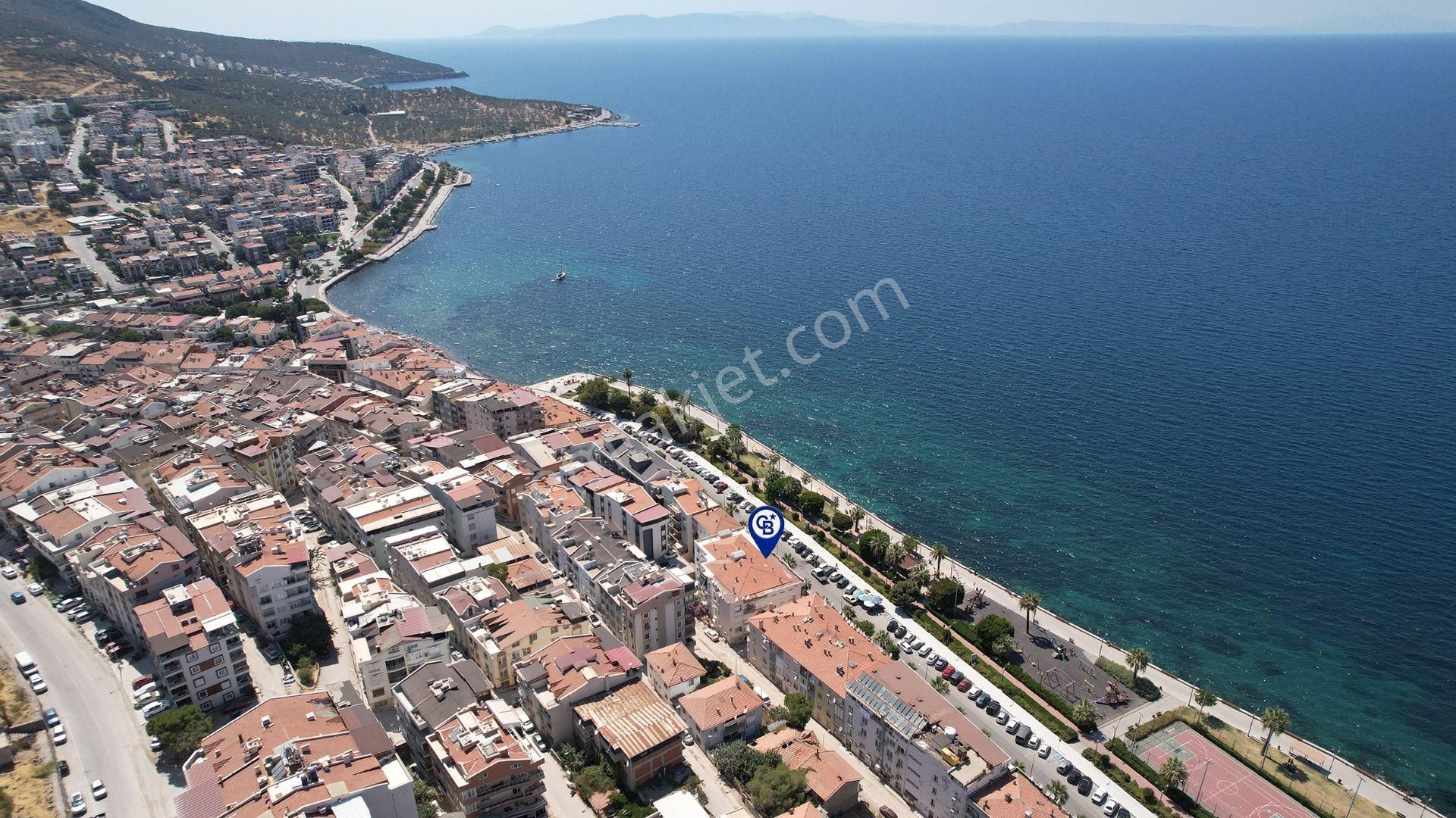 Dikili'de 3+1 Yalı Dairesi,denize 0,jeotermalli,eşyalı,tadilatlı