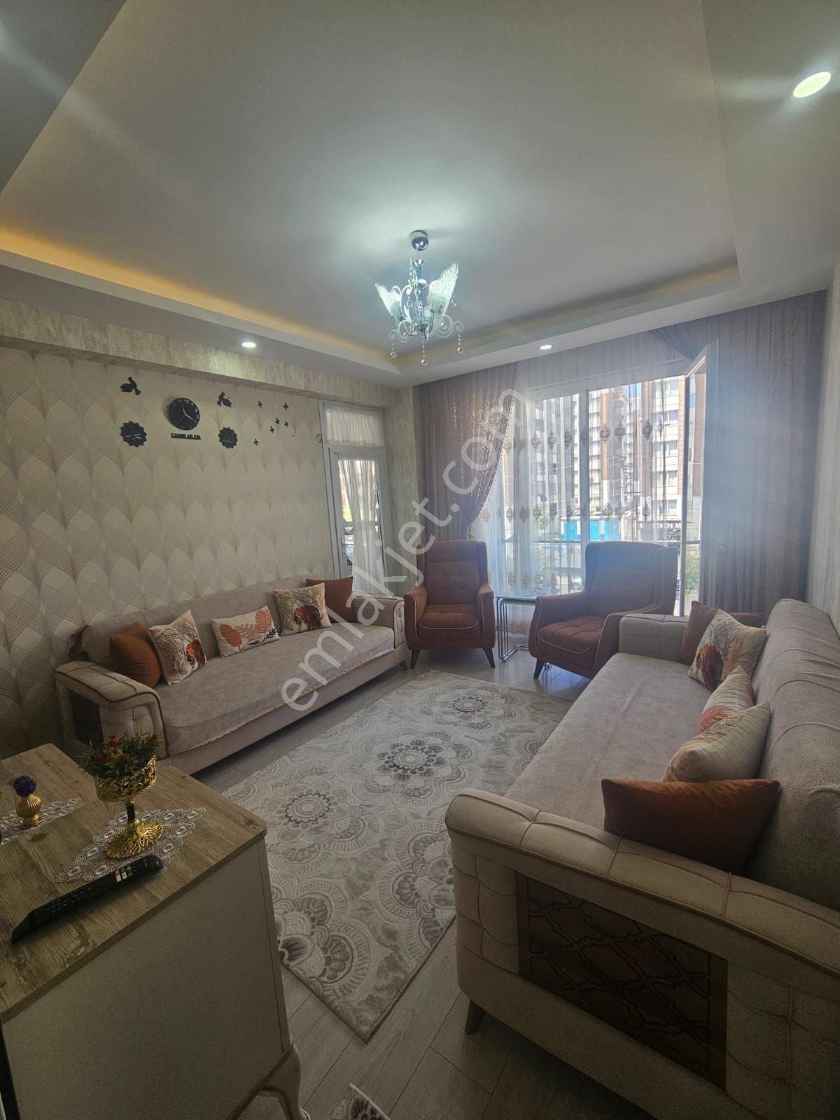 Bağcılar Otogar Karşısı Heskif Cad. Bulunan 3+1 Satılık Dairemiz