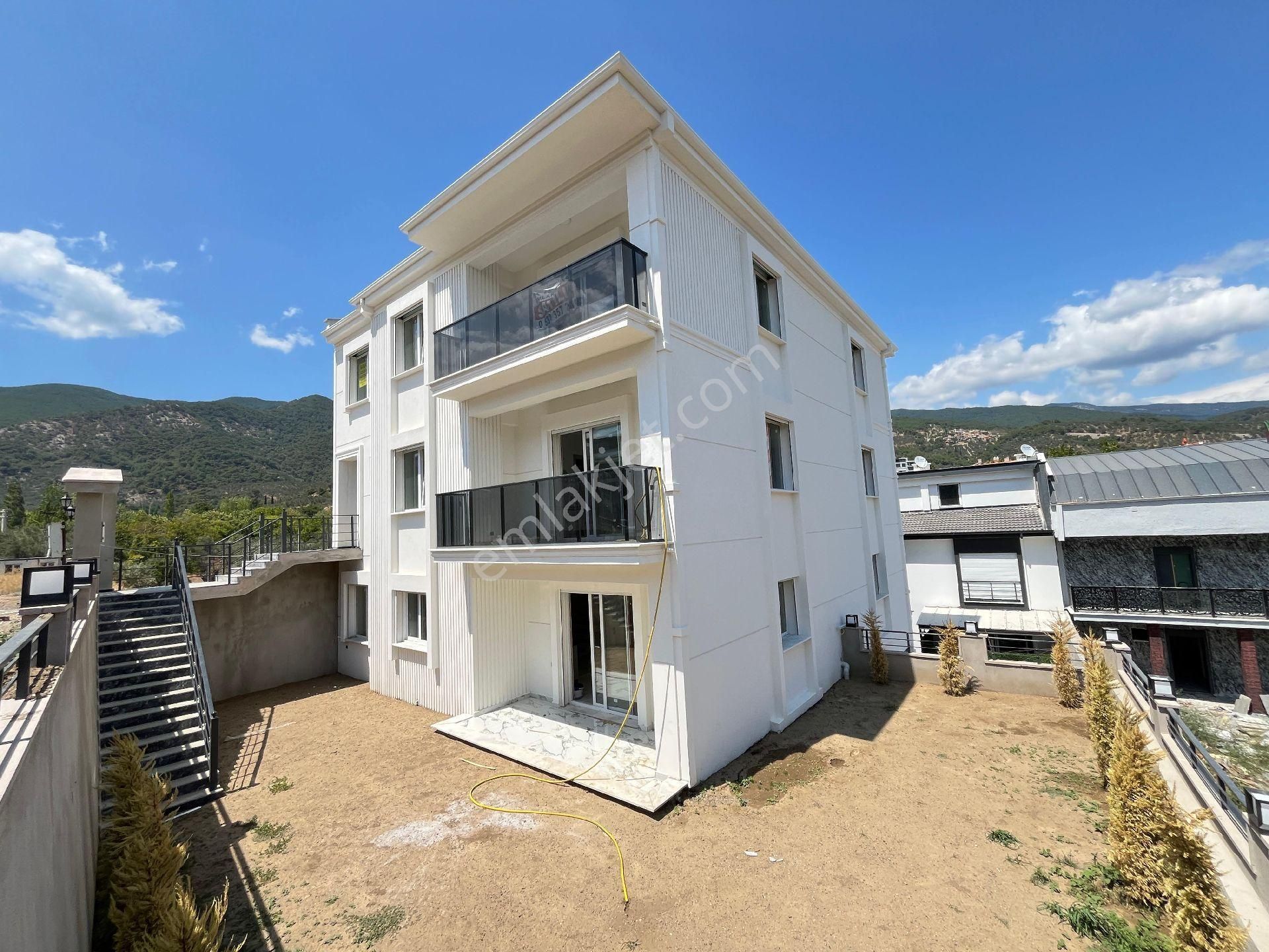 Arya'dan Güre'de Kazdağları Manzaralı 2+1 Satılık Daire
