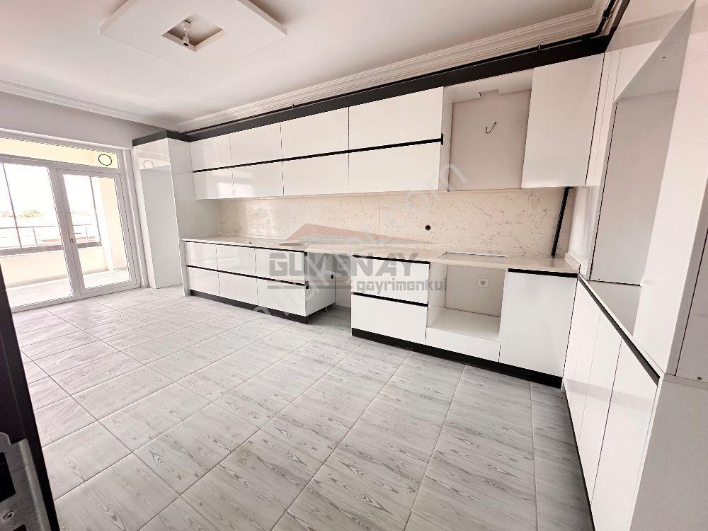 Güvenay - Çorum Cengiz Topel Caddesi Kale Karşısı Satılık 3+1 Daireler