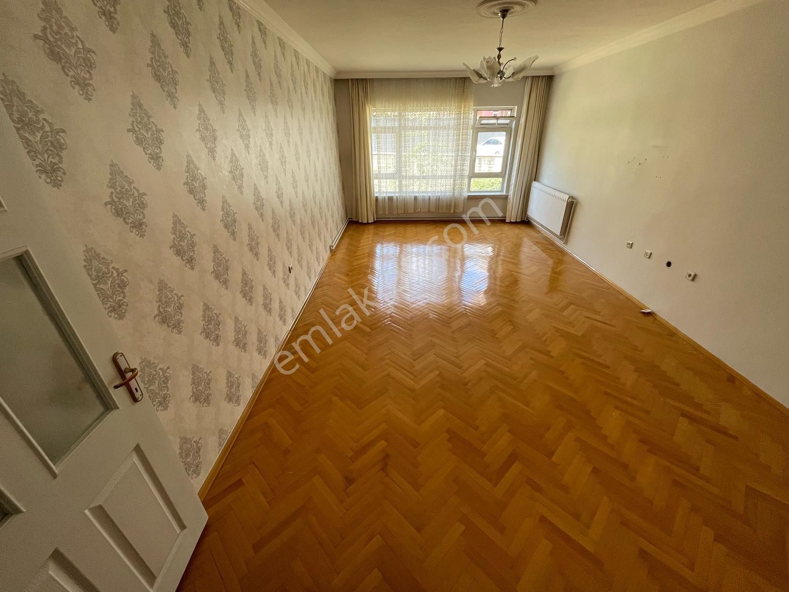Etlik Şehir Hastanesine Yakın Katta 3+1 Ara Kat Kiralık Daire