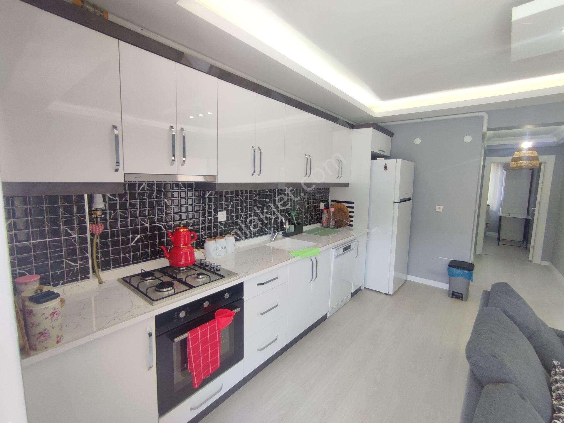 Bulut Yatırımdan 2+1 70 M² Merkezi Konumda Havuzlu Sitede Ful Eşyalı Yazlık Daire - Görsel 24