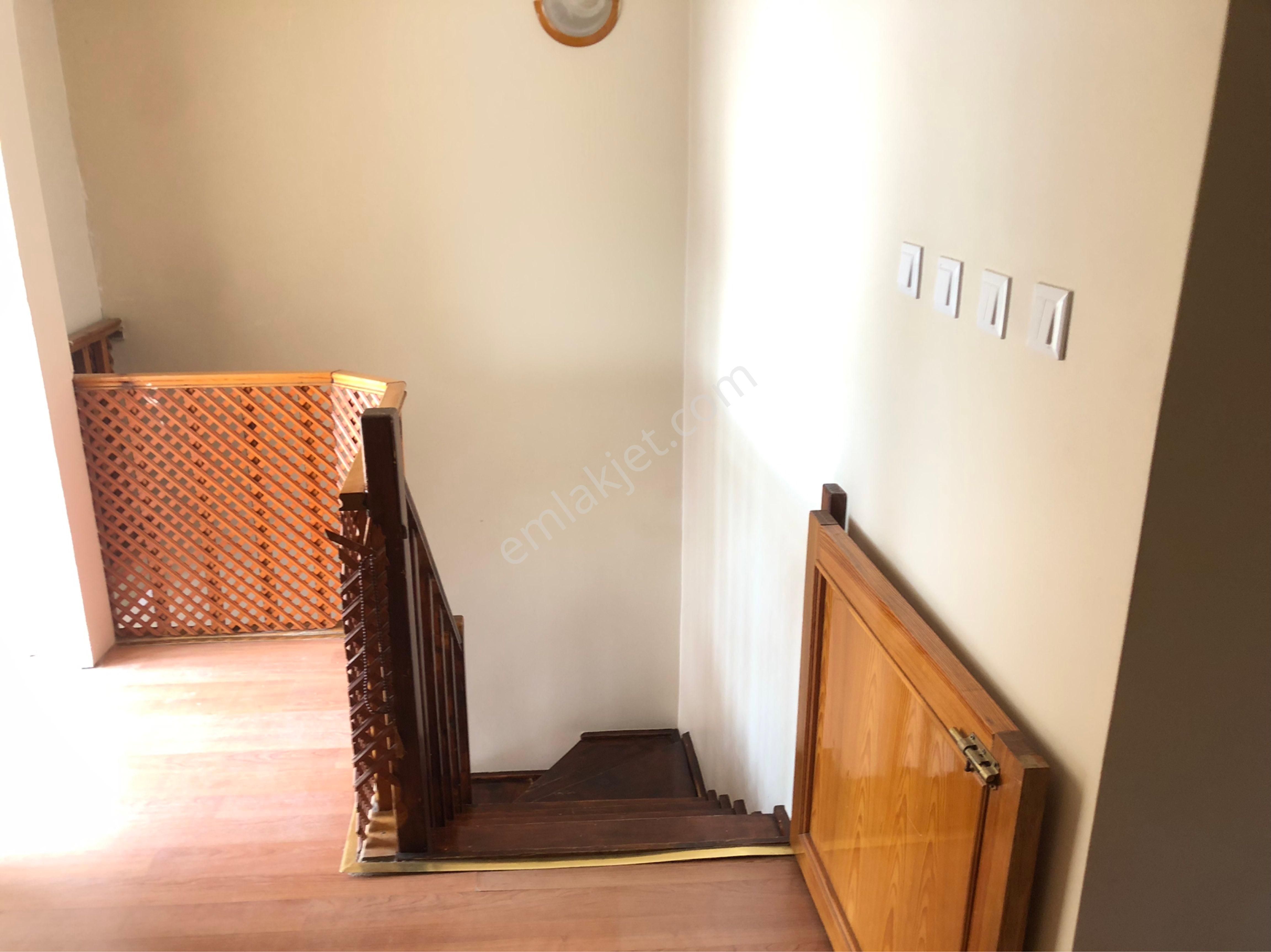 İstanbul Tuzla İstasyon Mahallesi'nde Site İçerisinde Kiralık 4+1 Dubleks Daire - Görsel 17