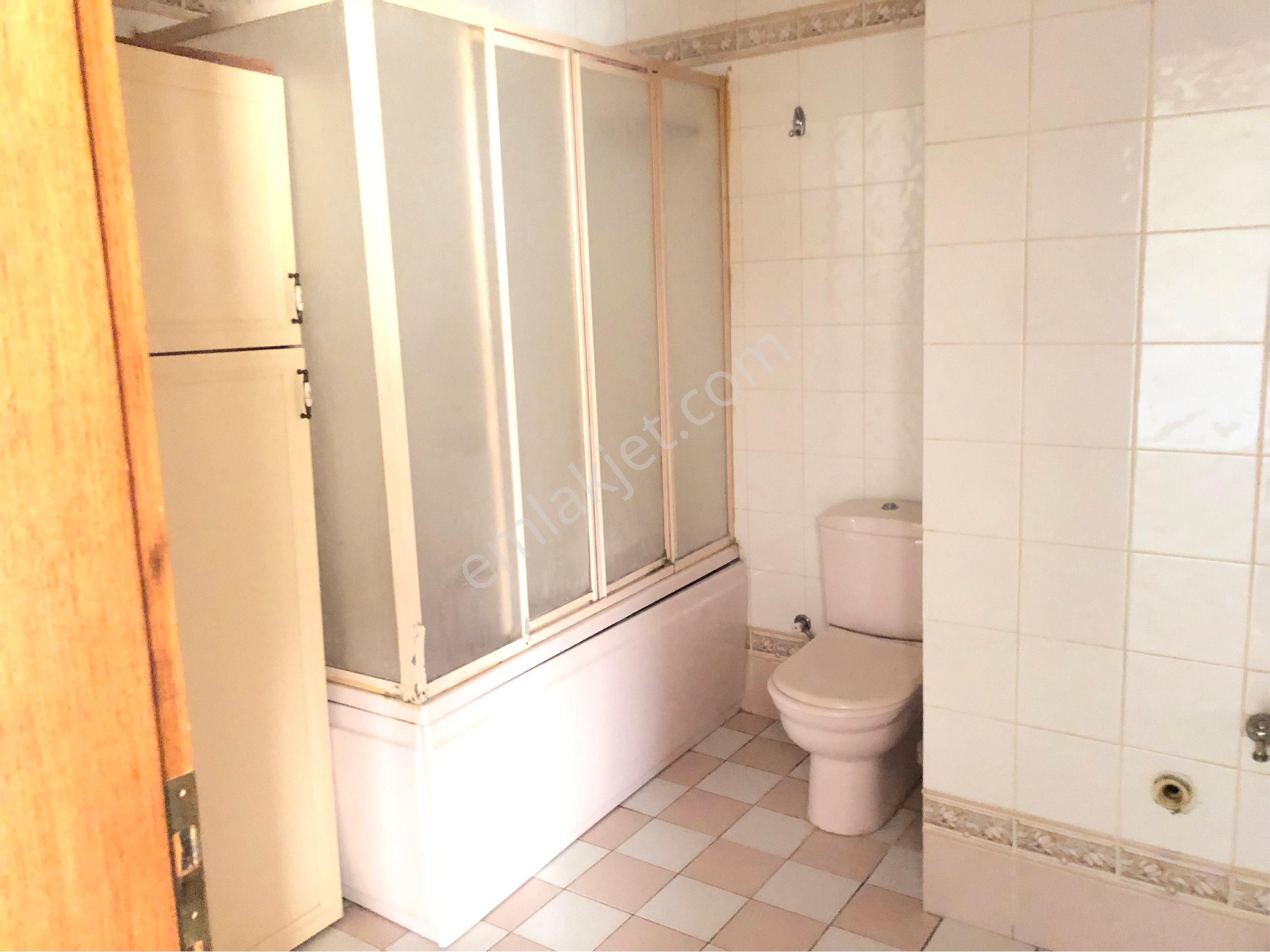 İstanbul Tuzla İstasyon Mahallesi'nde Site İçerisinde Kiralık 4+1 Dubleks Daire - Görsel 23