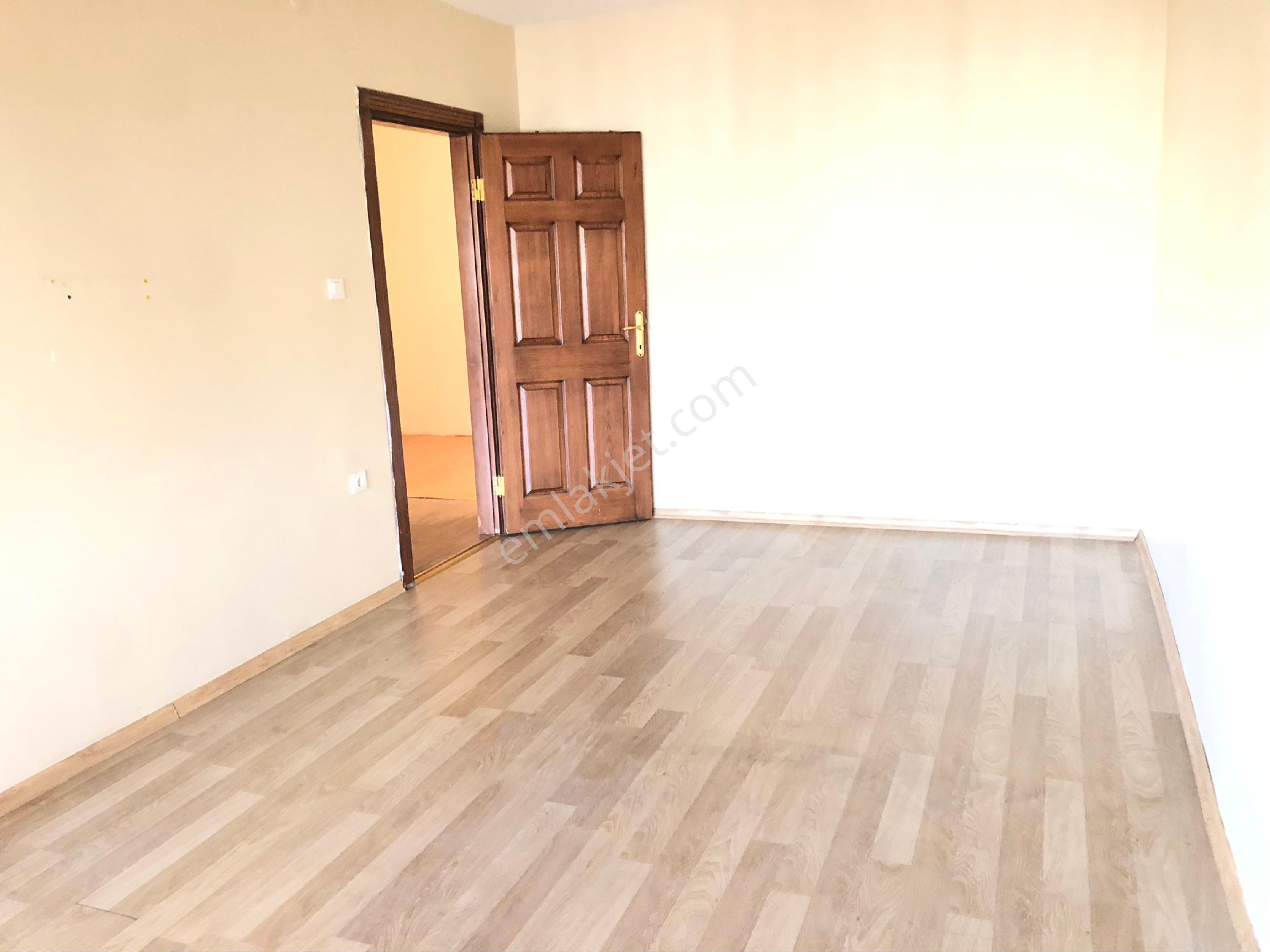 İstanbul Tuzla İstasyon Mahallesi'nde Site İçerisinde Kiralık 4+1 Dubleks Daire - Görsel 28