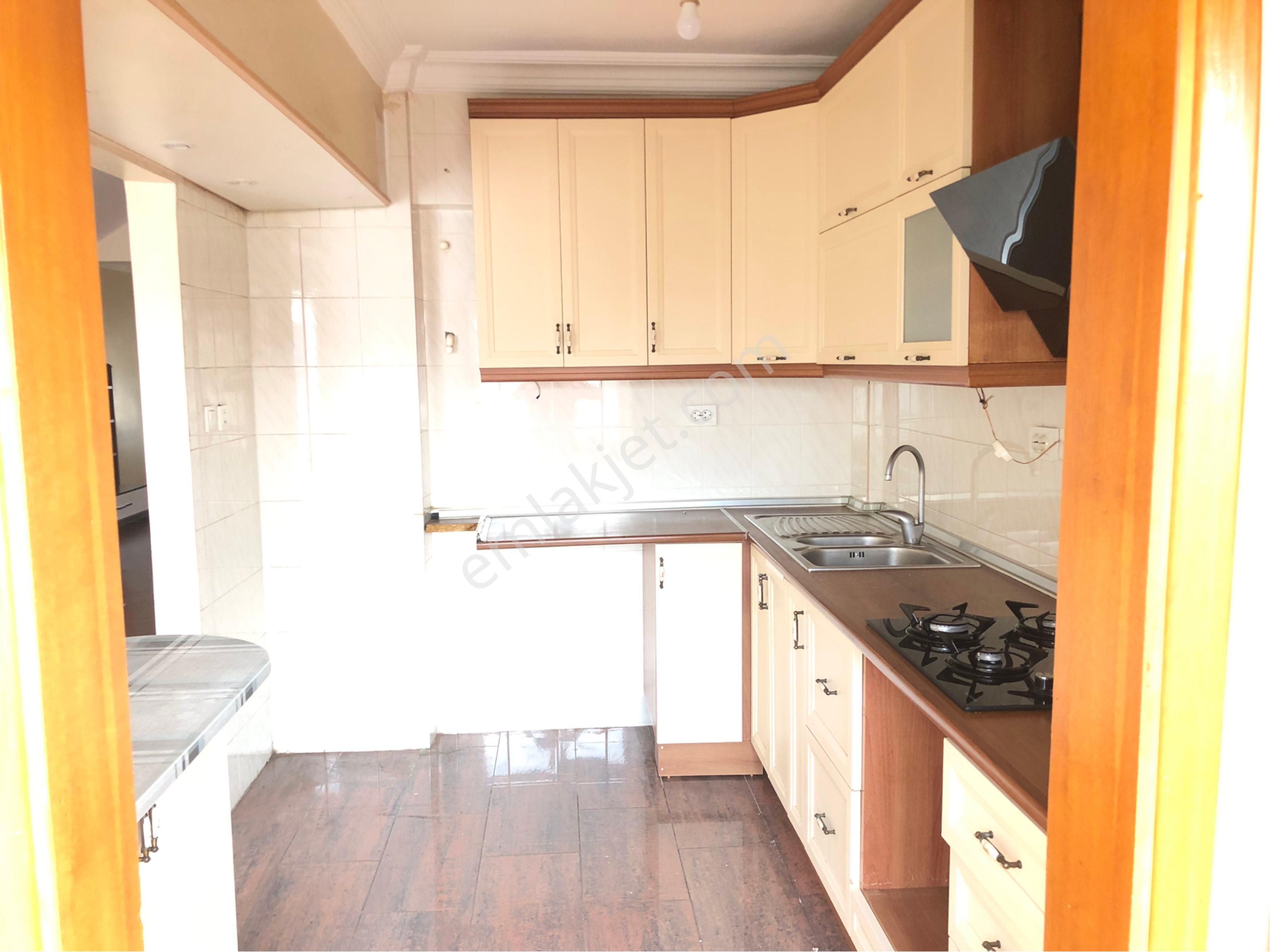 İstanbul Tuzla İstasyon Mahallesi'nde Site İçerisinde Kiralık 4+1 Dubleks Daire - Görsel 5