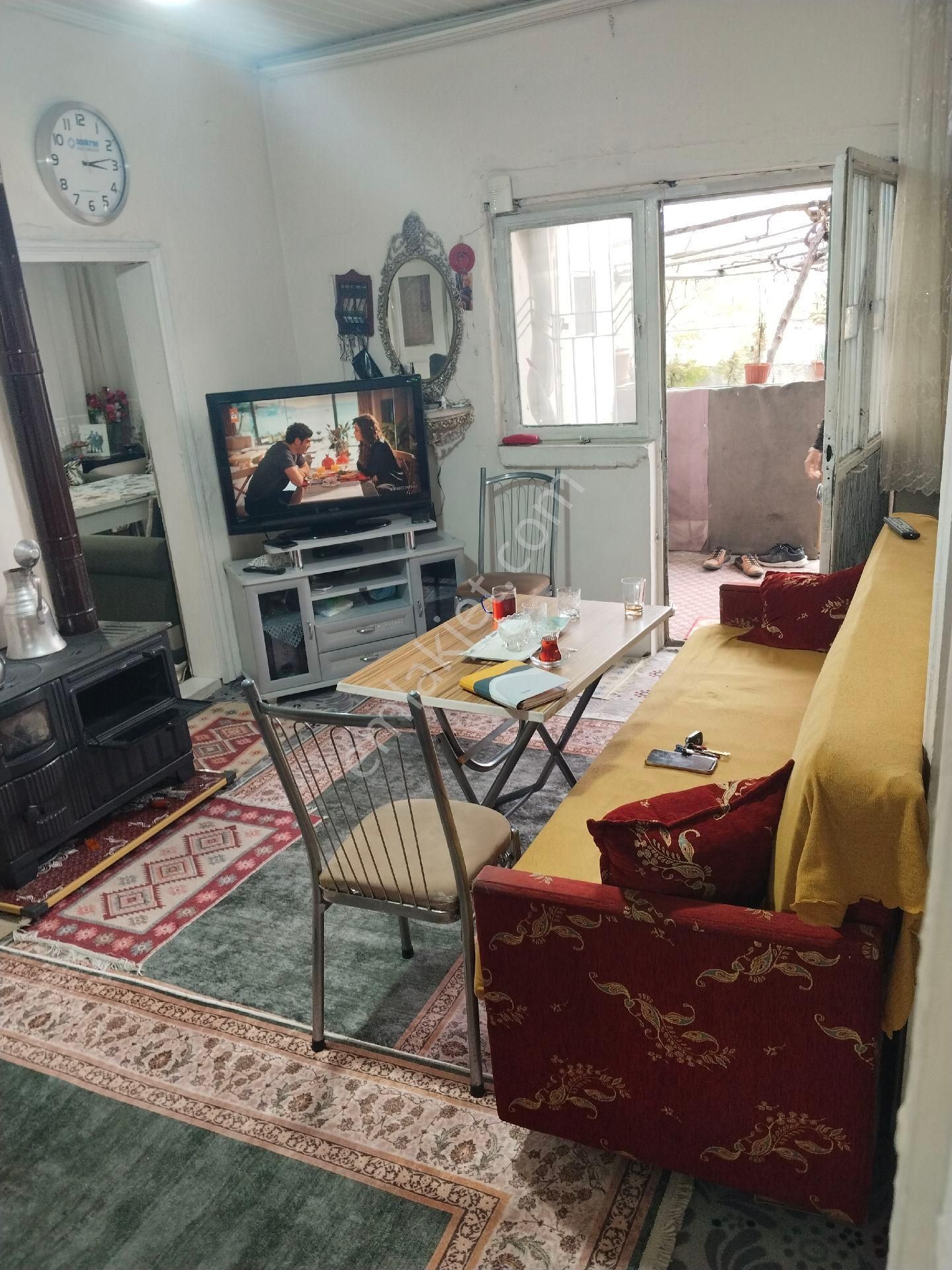 Satılık Kazım Karabekir De Müsait ^atirimlik Ev - Görsel 14