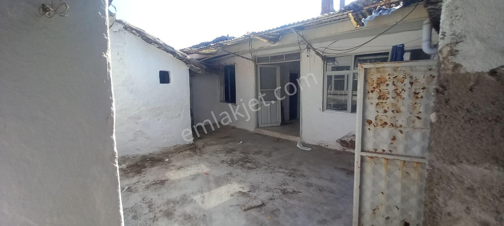 Akhisar Hasoca Da Satılık 104 M2 Arsalı Müstakil 2+1 Ev 1.275.000 Tl - Görsel 16
