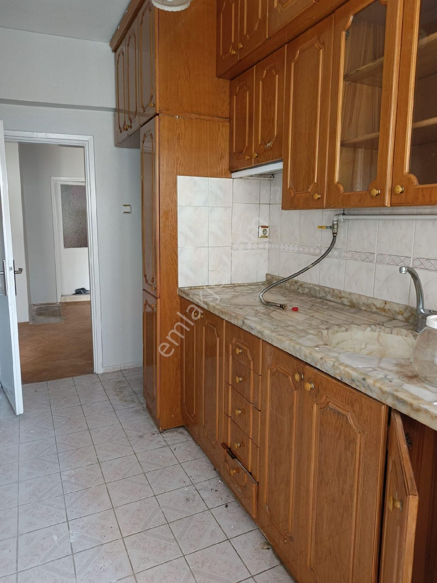 Samsun İlkadım Rasathane Mahallesinde Modern Pazarında 2+1 Asansörlü Kiralık Daire
