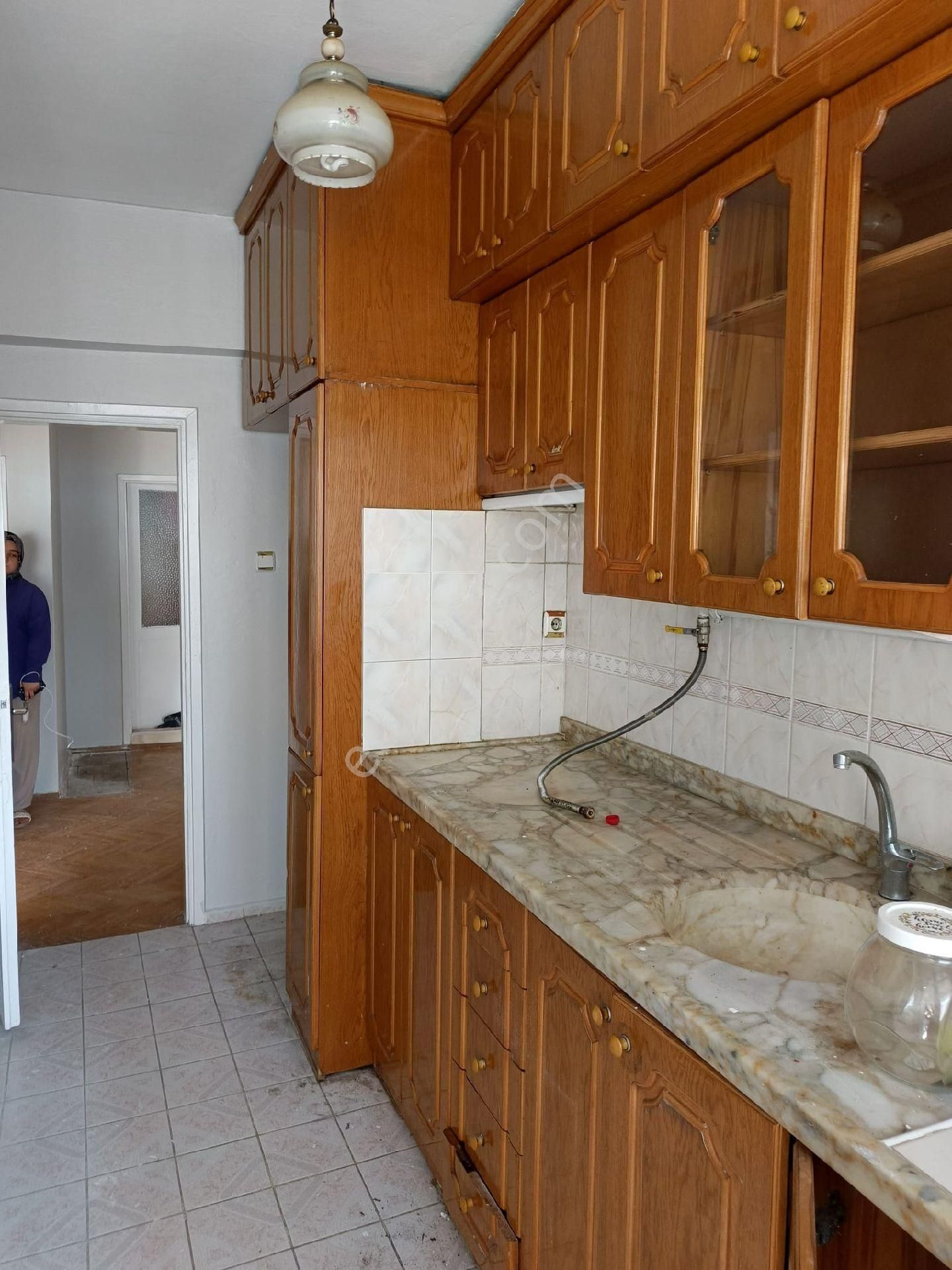 Avantaj Gayrimenkulden Cadde Üstünde Kiralık Daire