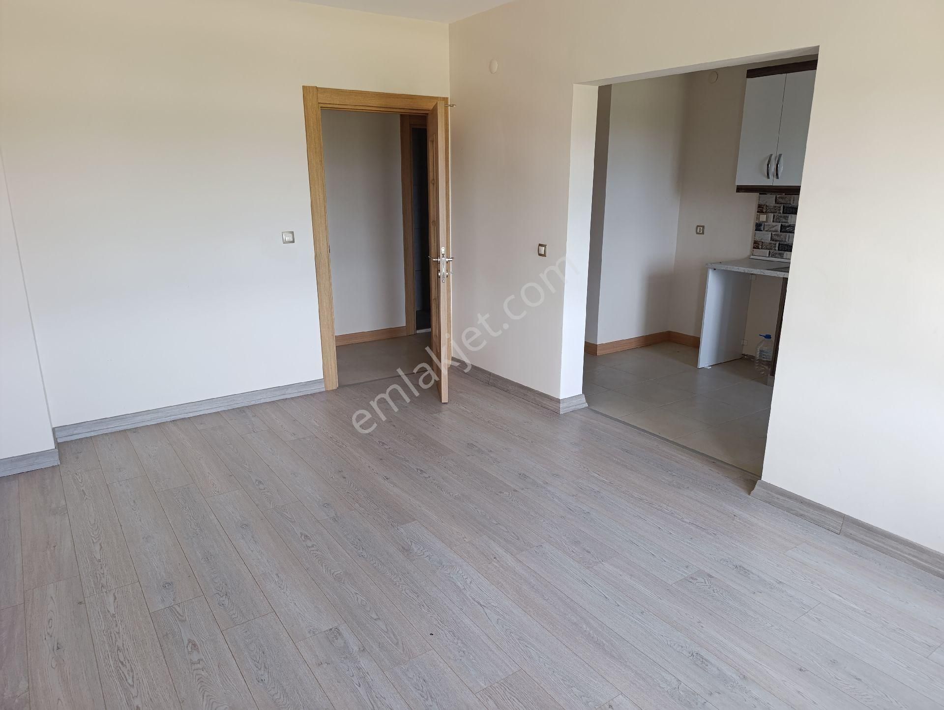 Tekkeköy De 2+1 Daire