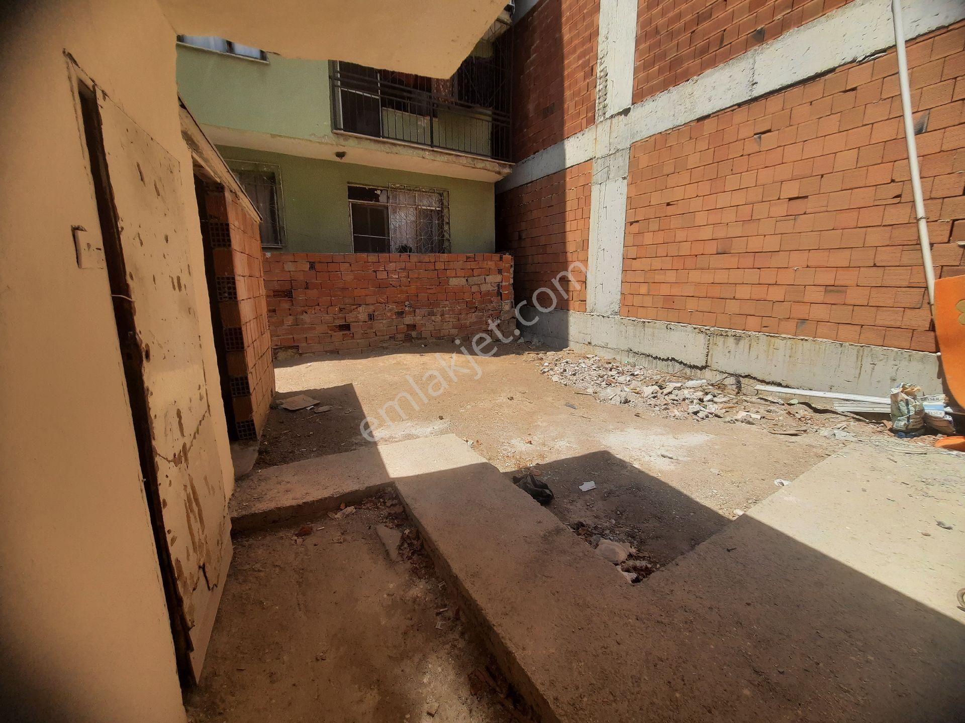 Karabaglar Yunus Emre Mah Satılık Müstakil Bahçeli Ev Satılık - Görsel 7