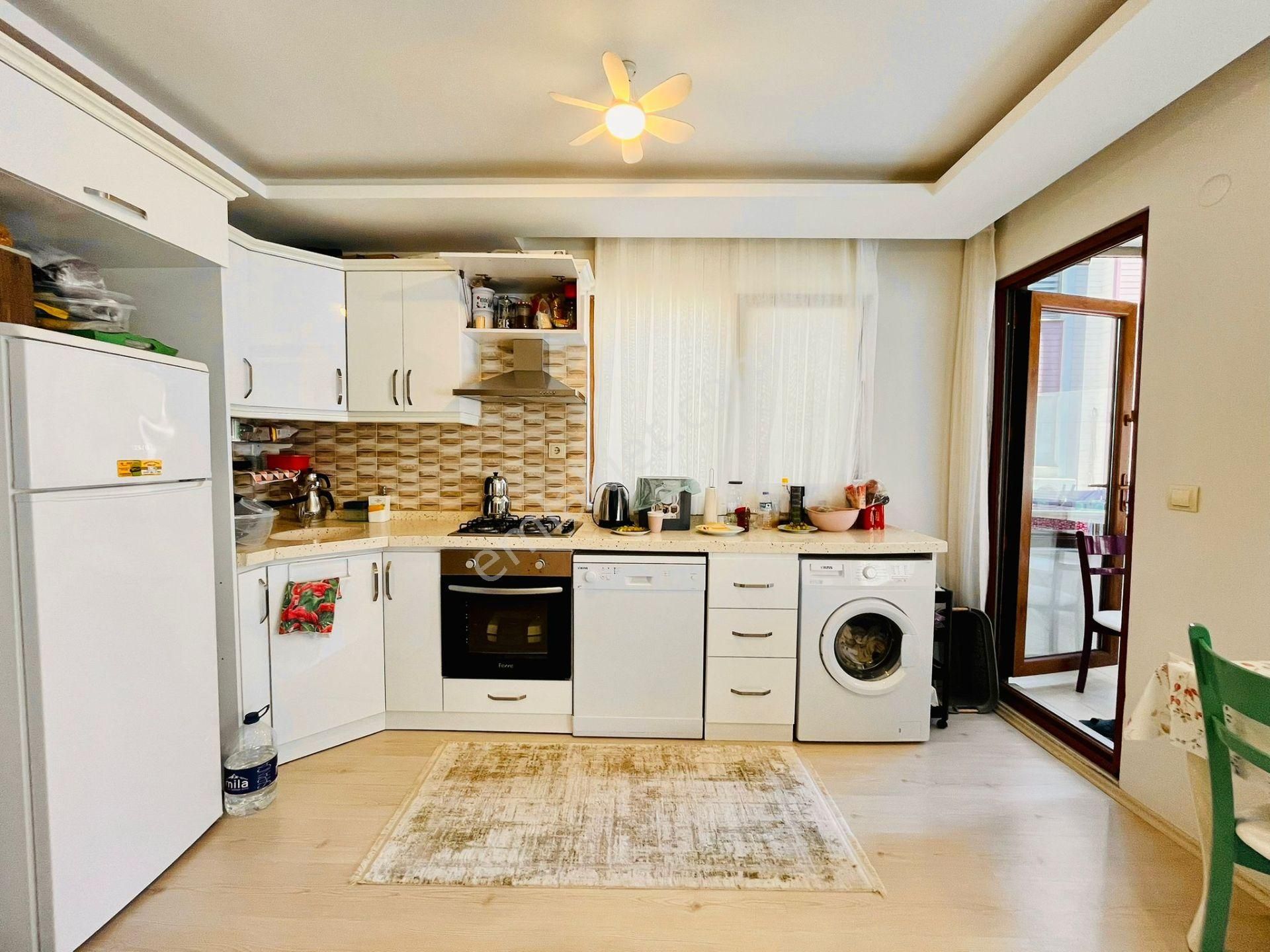 Yetki Yükselden Altınkumda Denize 400 Mt Full Eşyalı 1+1 Daire