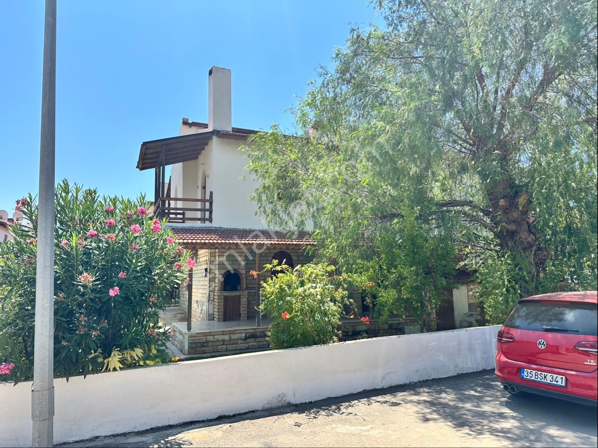 Seferihisar Doğanbeyde Denize Sıfır Lüks Sitede 3+1 Villa - Görsel 5