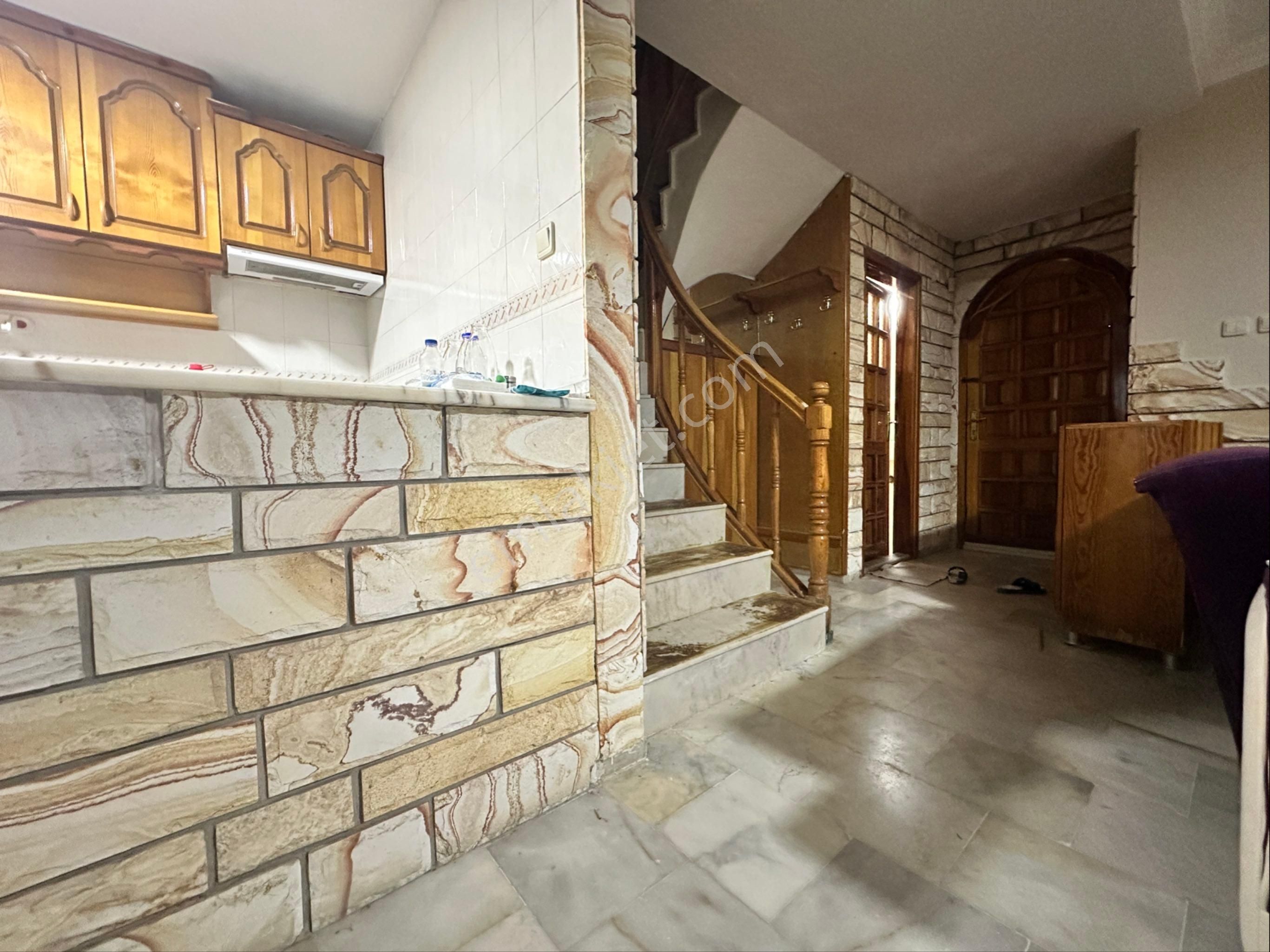 Seferihisar Doğanbeyde Denize Sıfır Lüks Sitede 3+1 Villa - Görsel 23