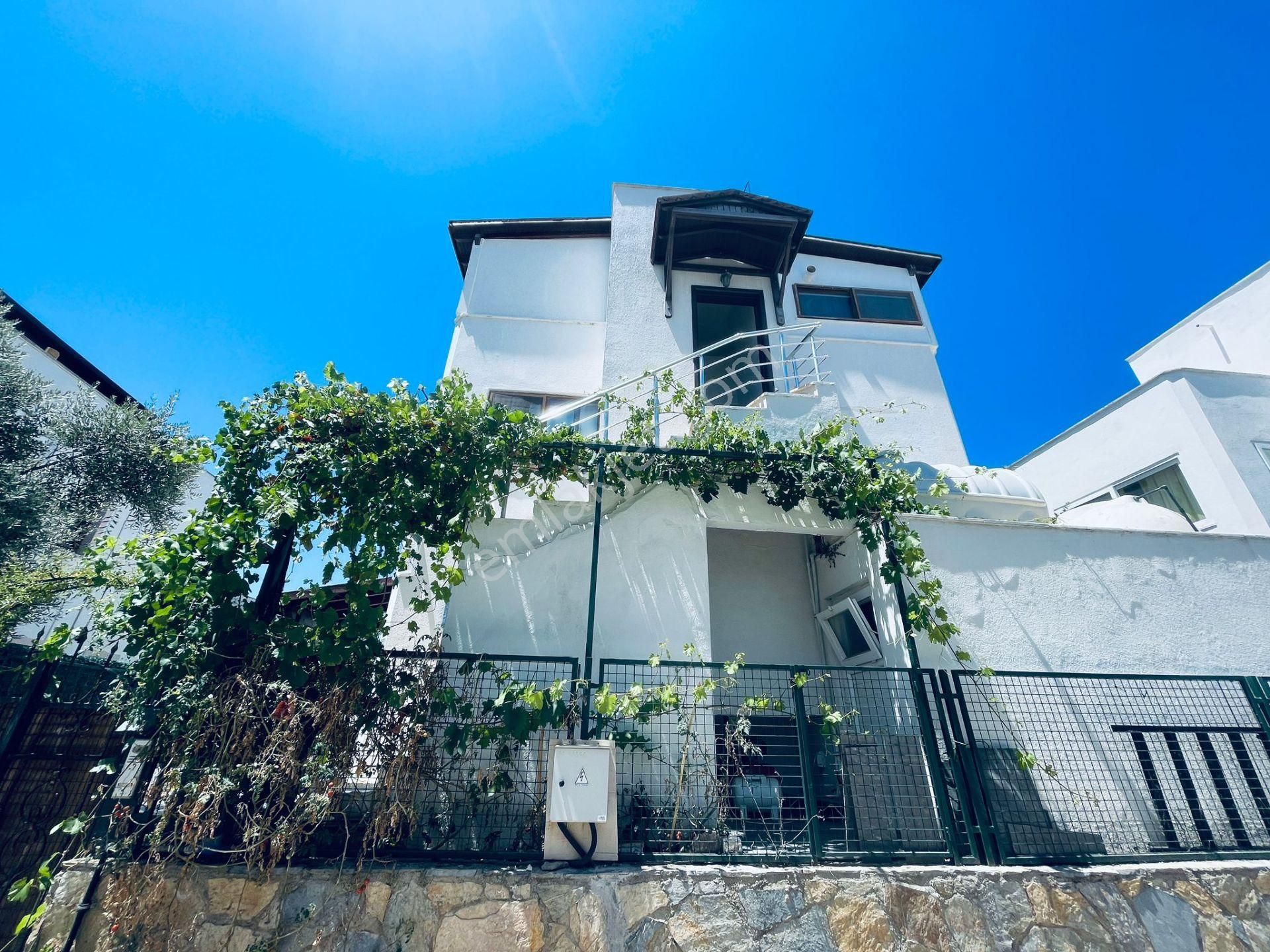 Bahçelievler Mahallesi Aylık Ödemeli, Yıllık Kiralık Daire