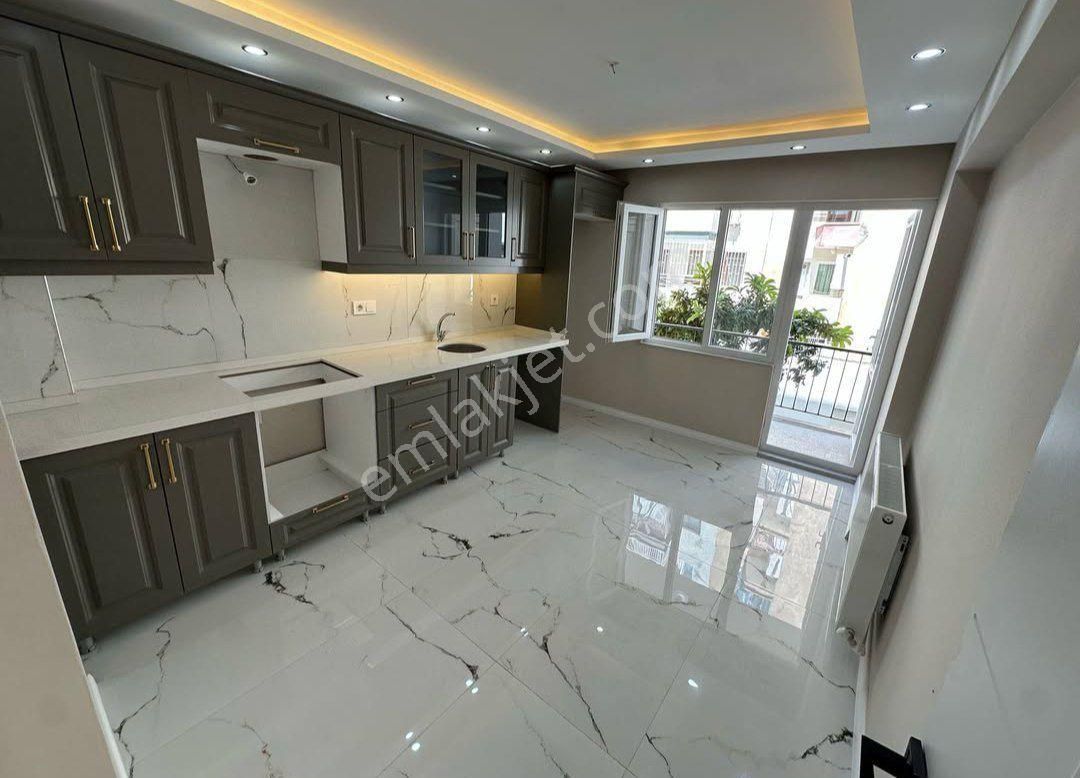 Tarabya Mah. Ulaşıma Yakın 2+1 Kiralık Daire (bu Numarayı Arayın O537.589.4o.12 )