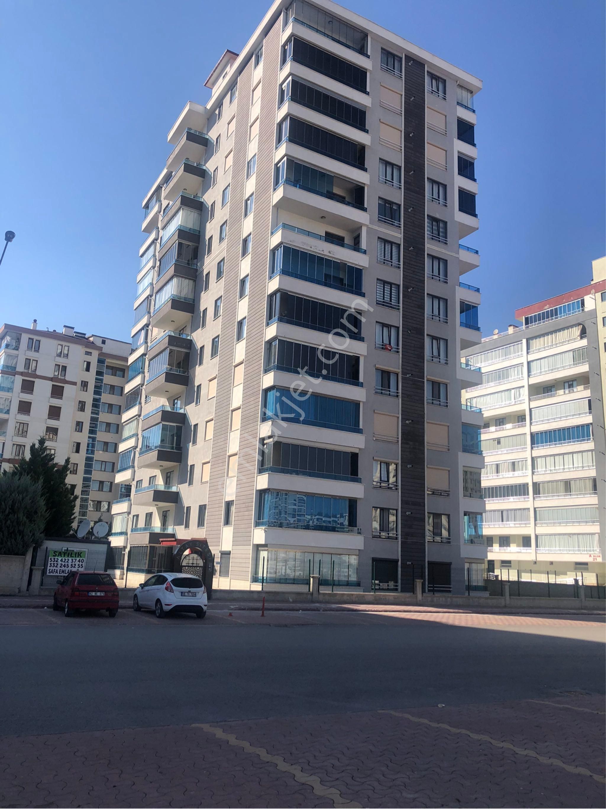 Kılıcaslan Mah Boğaziçi Kolejin Yanı Satılık Site İçi