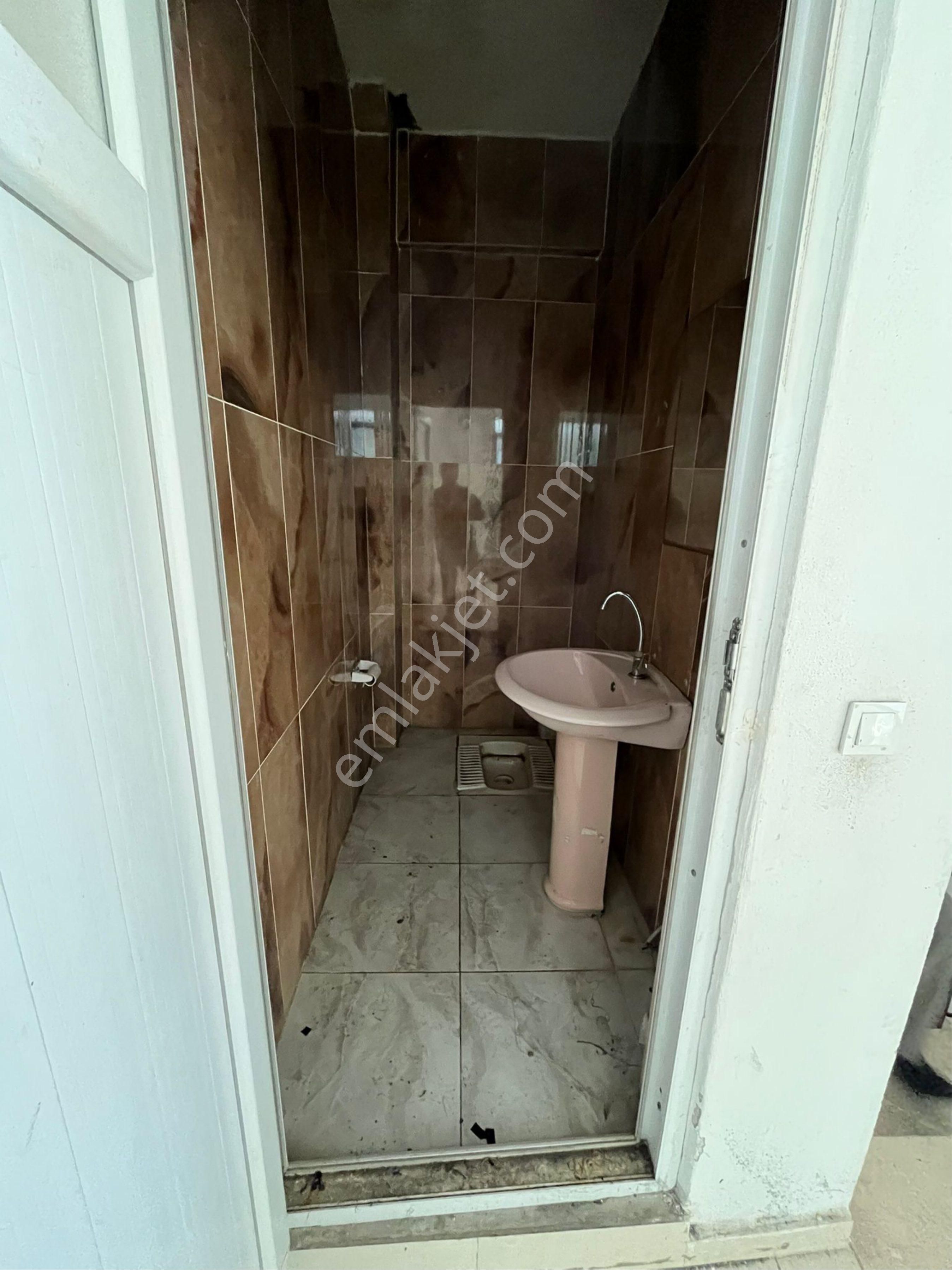 Mustafa Kemal Paşa Mahallesi’nde Kiralık 210 M² Dükkan – Babahan Gayrimenkul’den Fırsat