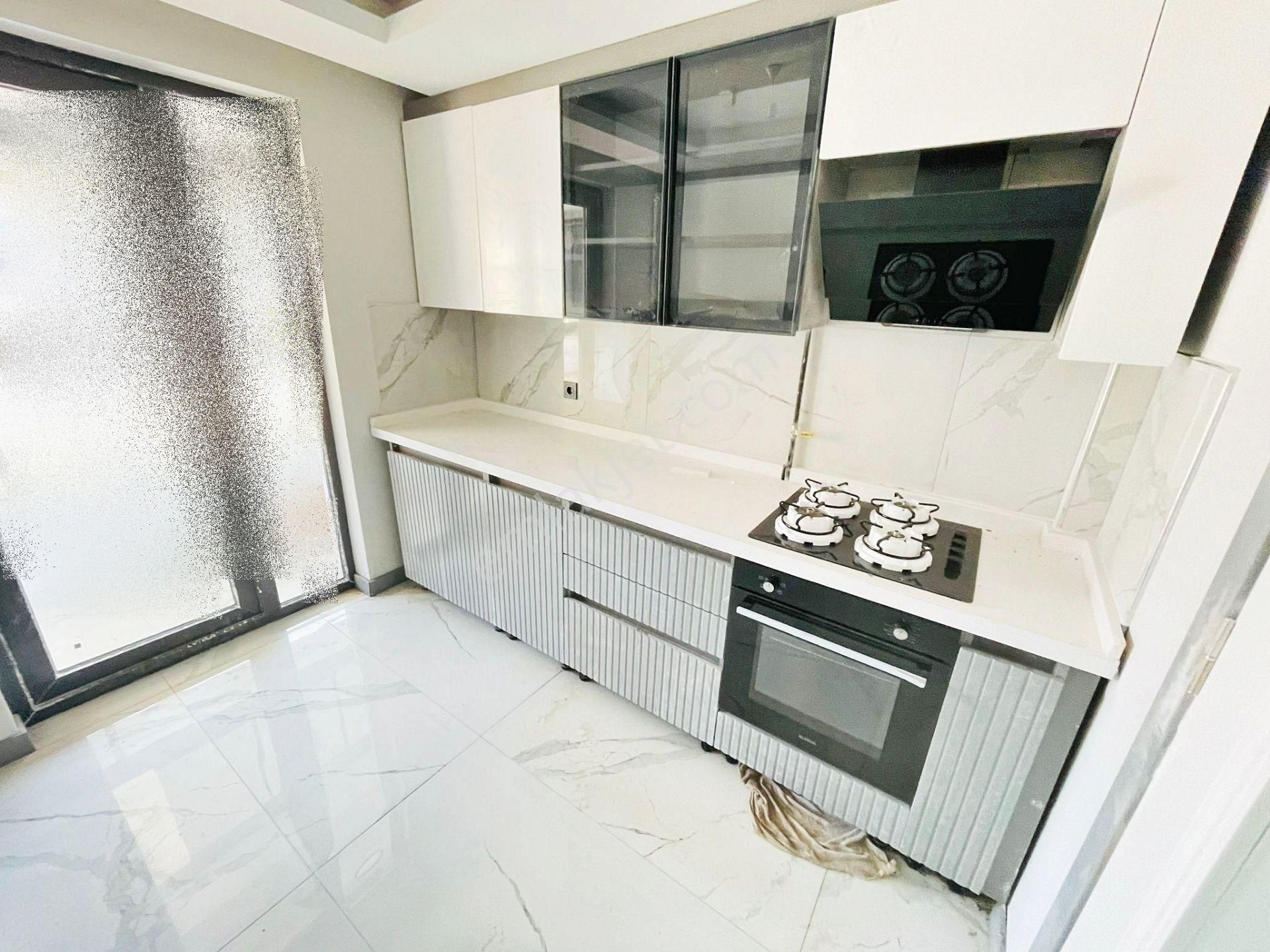 Merkezi Konumda Emsalsiz İşcilik 1.8 M Kredi Ful Yapılı 3+1daire