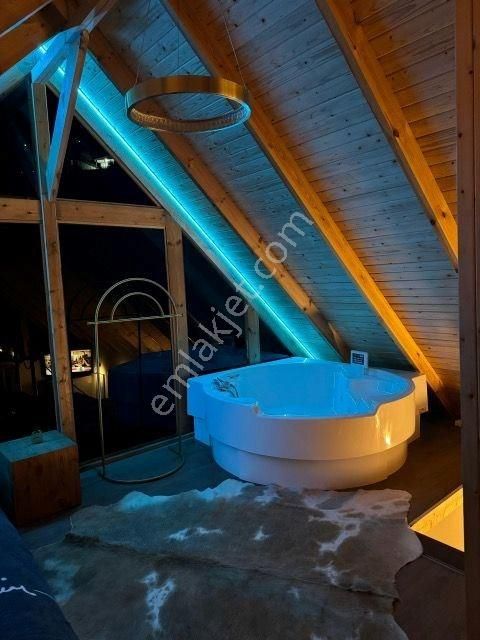 Kemalpaşa Ulucak Mevkiinde Satılık Ahşap Ev - Görsel 9