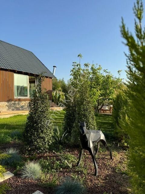 Kemalpaşa Ulucak Mevkiinde Satılık Ahşap Ev - Görsel 3