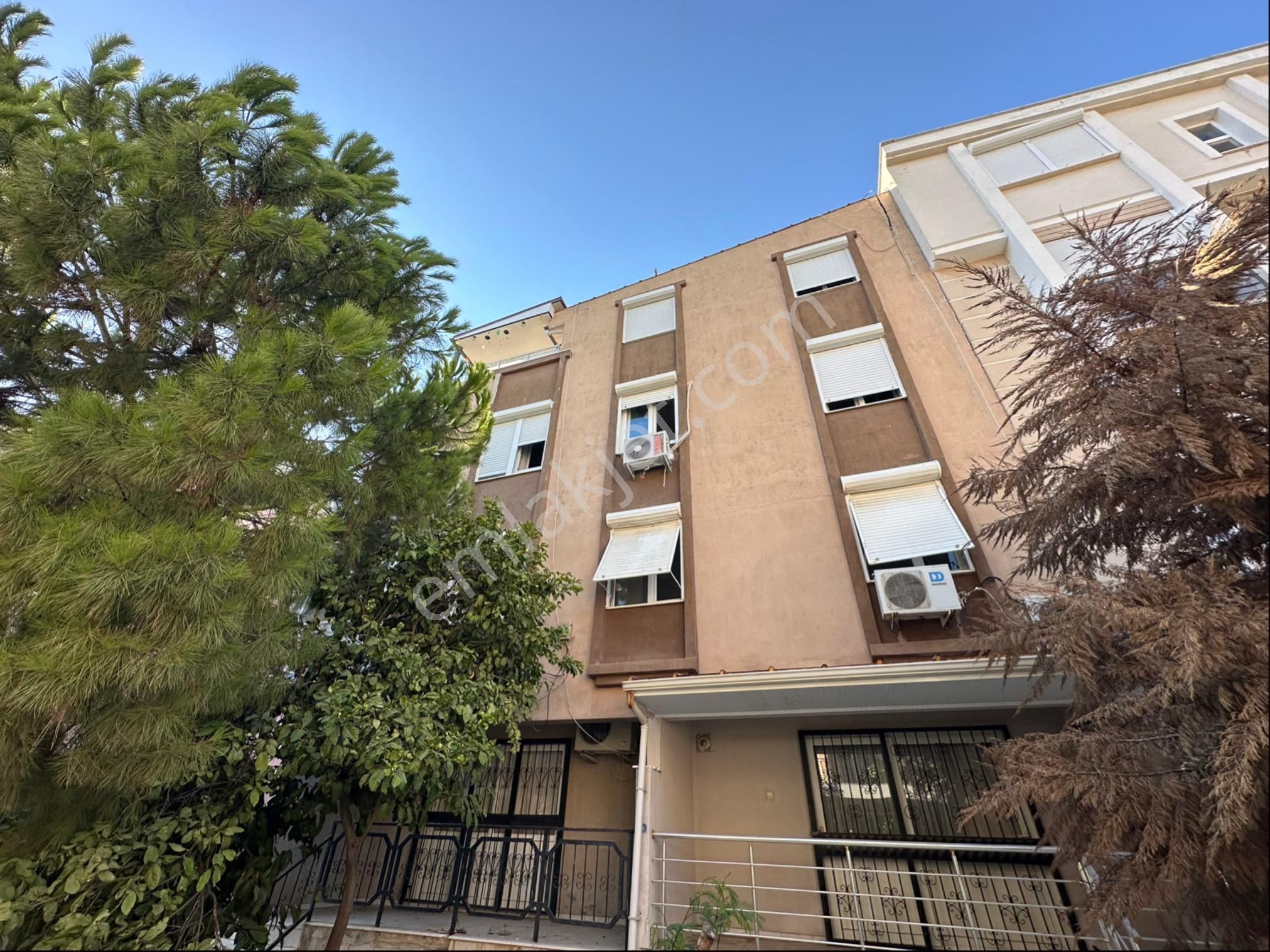 Didim Çamlıkta Satılık Denize Yakın 2+1 Arakat-ön Cephe Daire