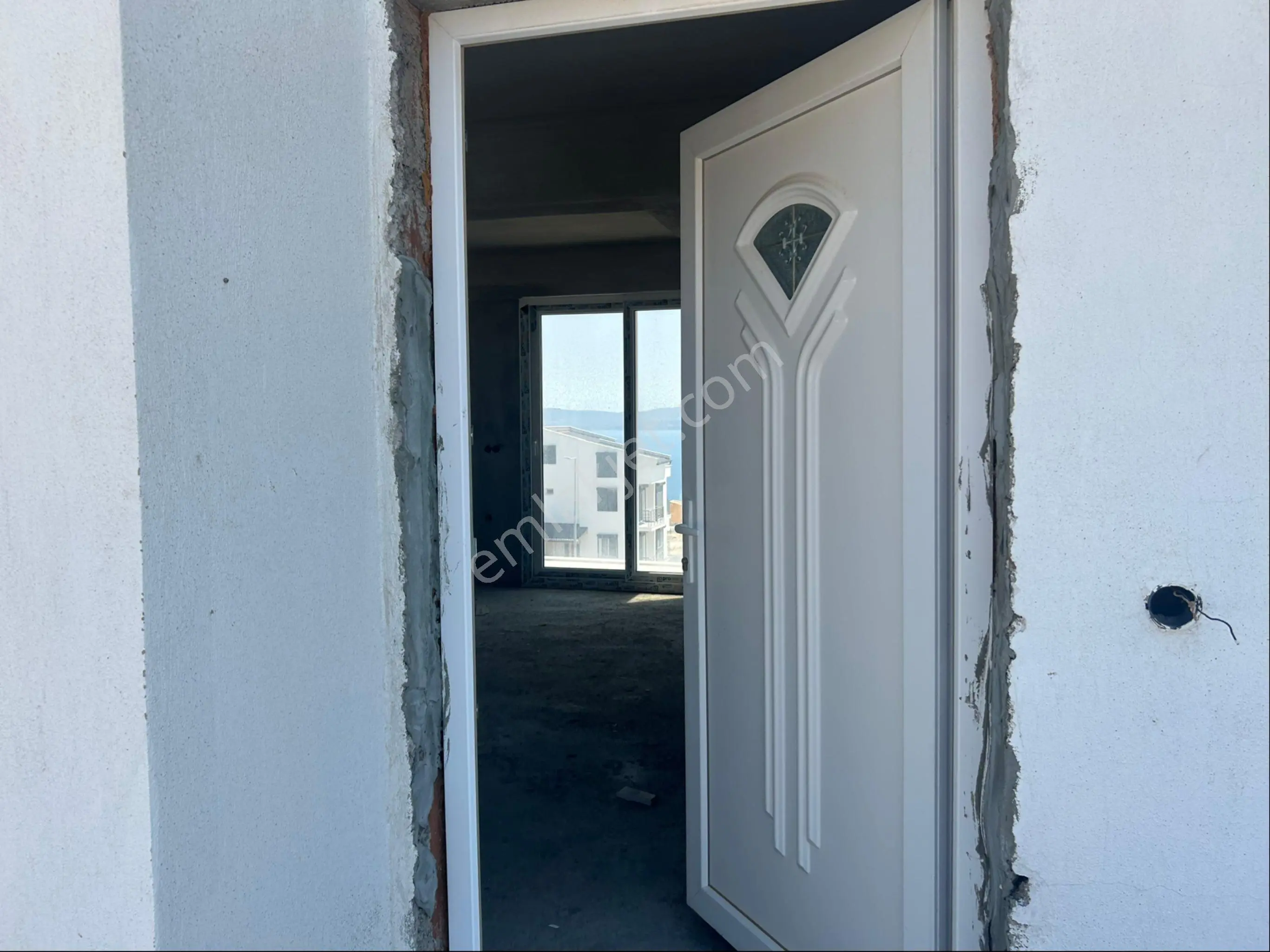 Karaburun Mordoğan’dakanası Bitmiş Villa - Görsel 3