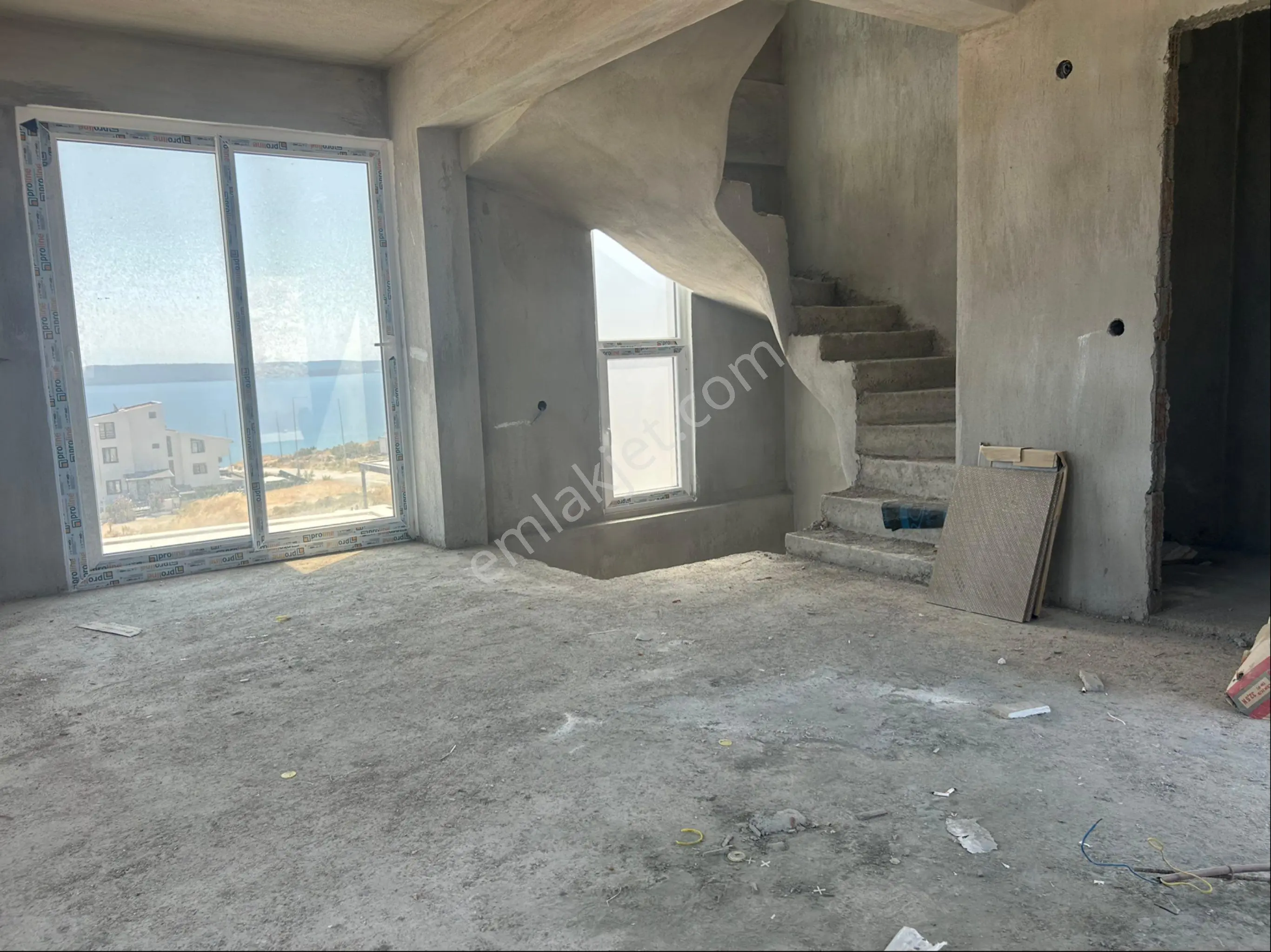 Karaburun Mordoğan’dakanası Bitmiş Villa - Görsel 5