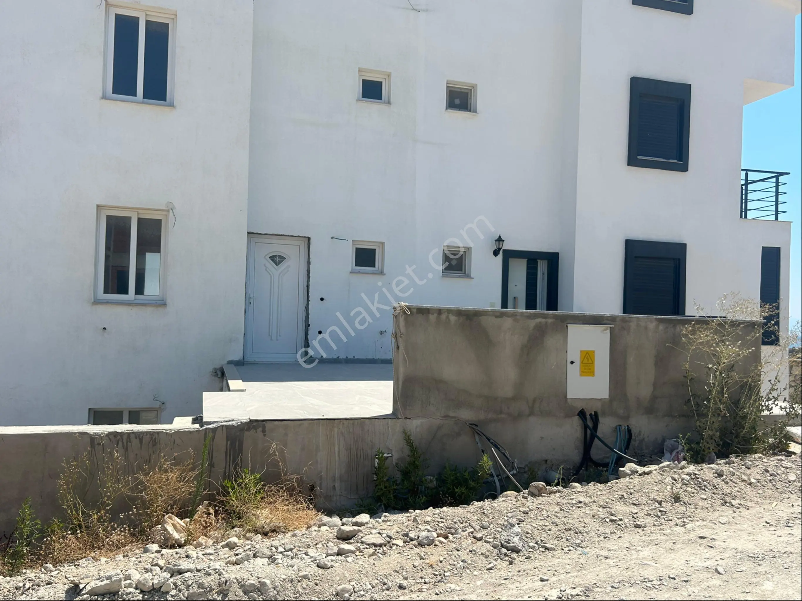 Karaburun Mordoğan’dakanası Bitmiş Villa - Görsel 2