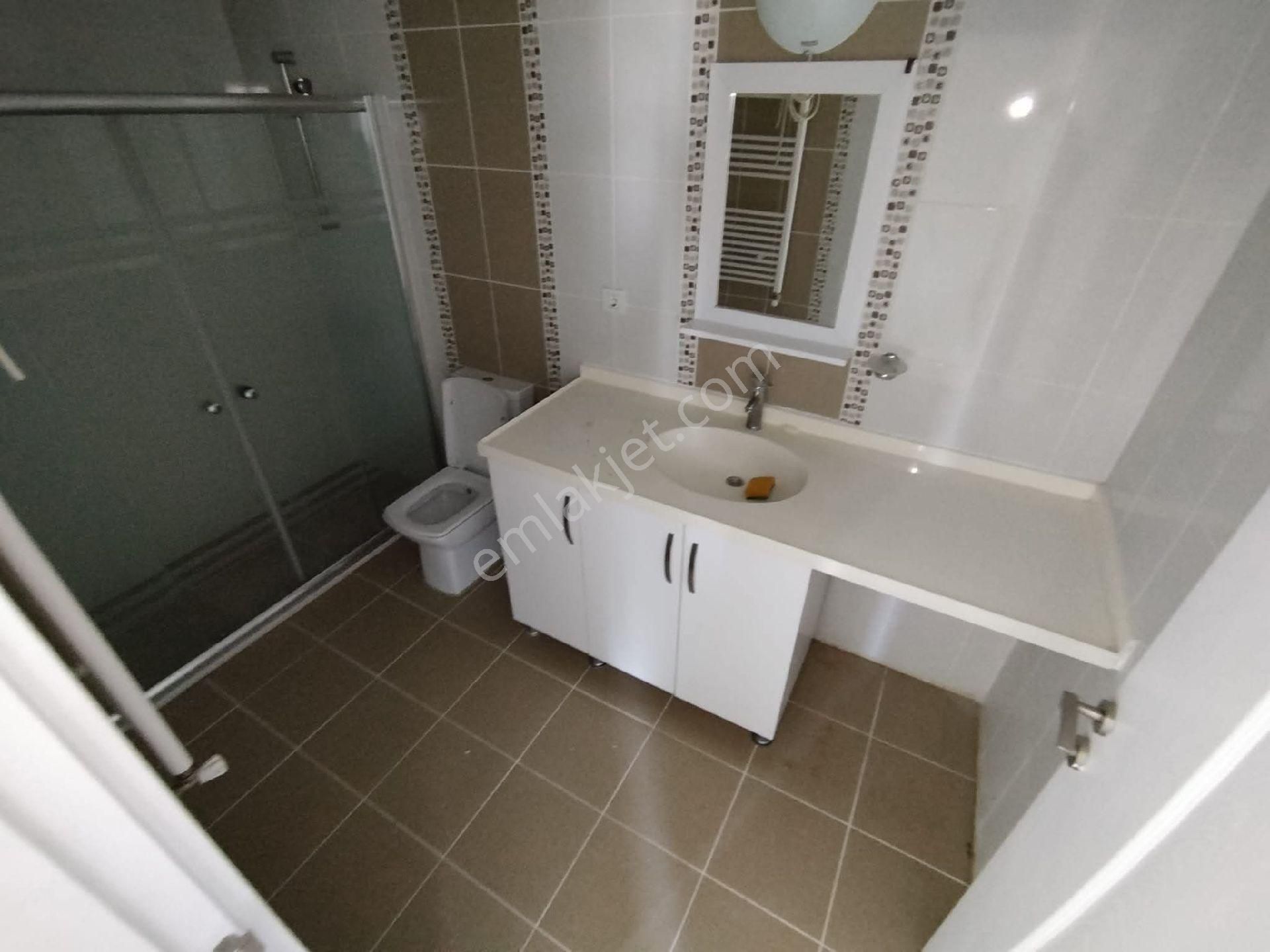 Samsun İlkadım Çay Mahallesi Tokide Asansörlü Otoparklı 3+1 Kiralık Daire