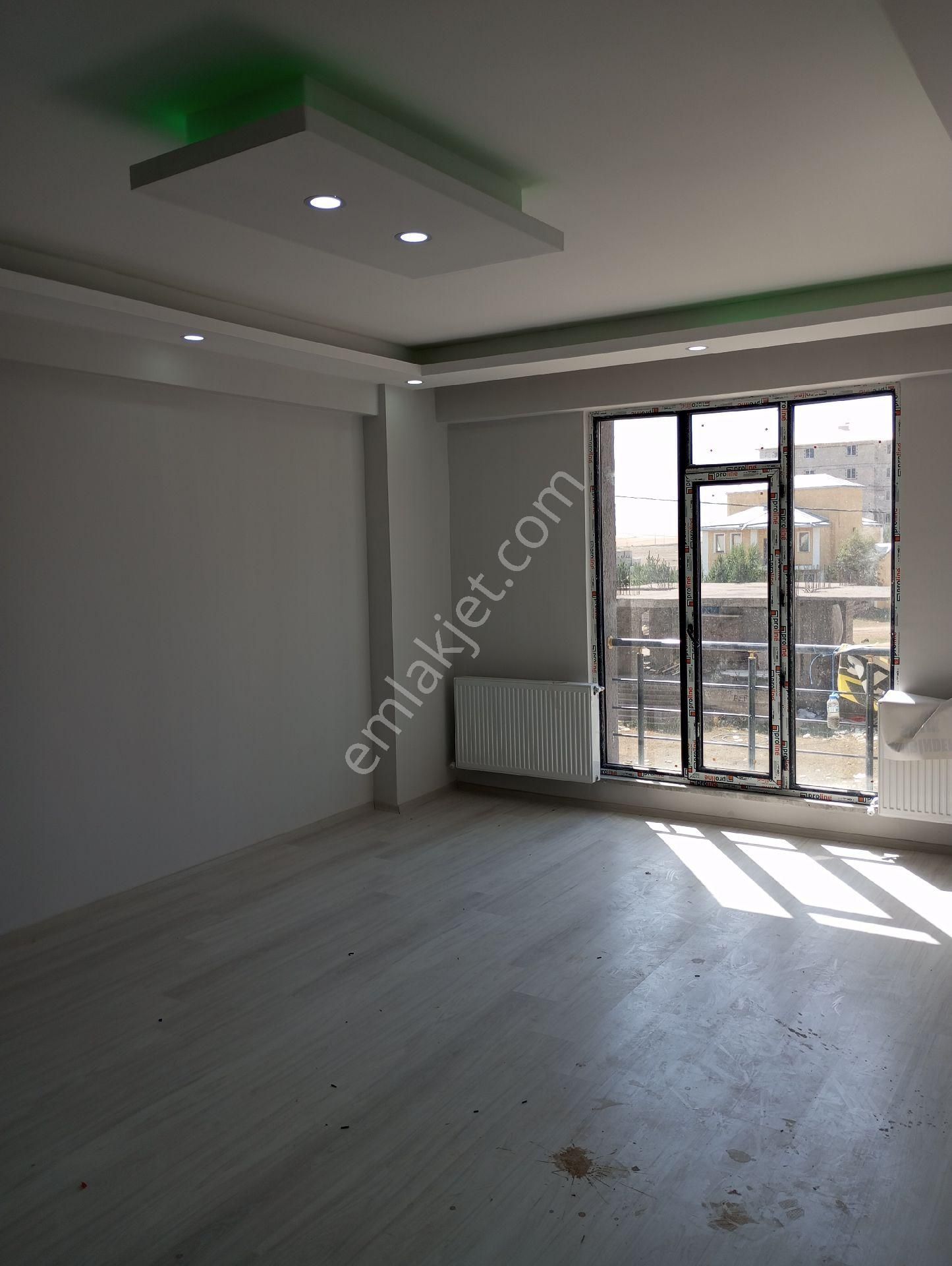 Yenişehir Mahallesinde Arakat Güney Cephe 2+1