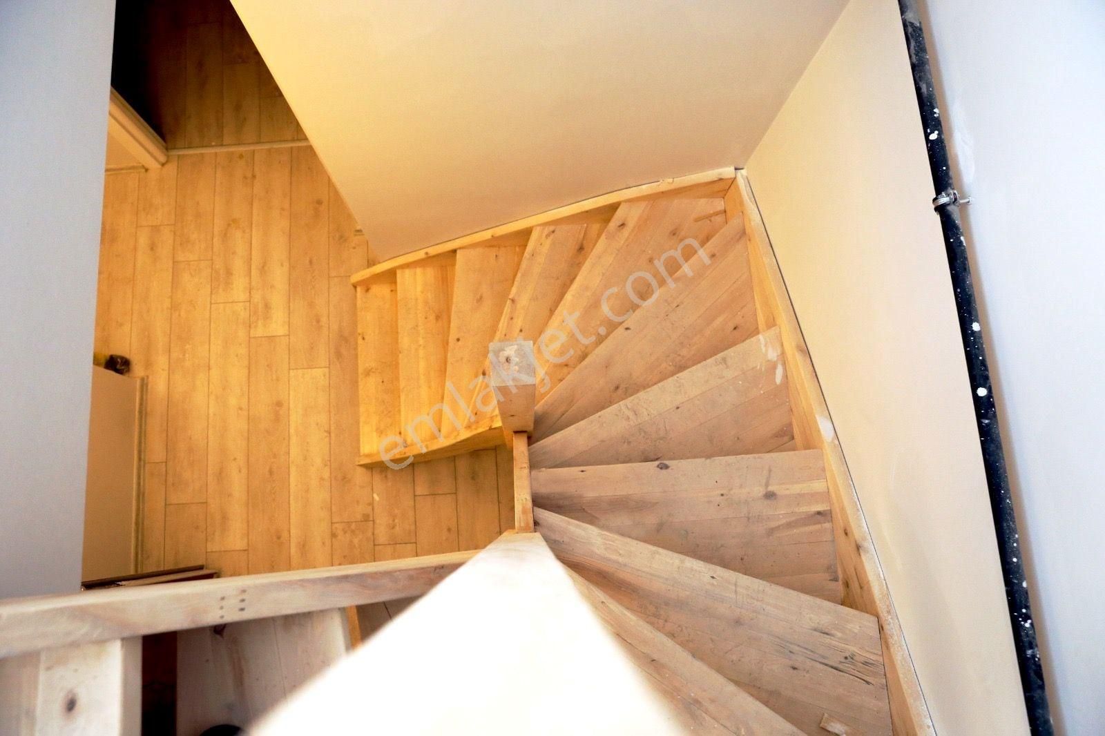 Ulukentte Satılık 3+1 Satılık Kiracılı Çatı Dublexi - Görsel 6