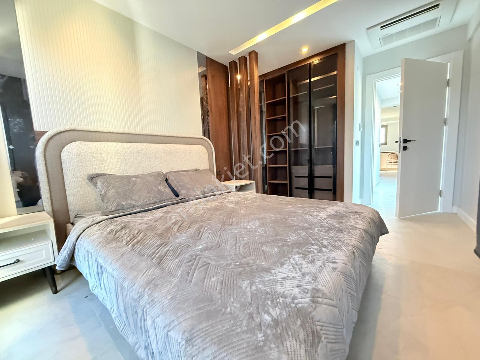 Guvenlık-manzara-özel Havuz/otopark-bahçe-monern Mimari-akıllı Ev-tamamı Müstakil - Görsel 23