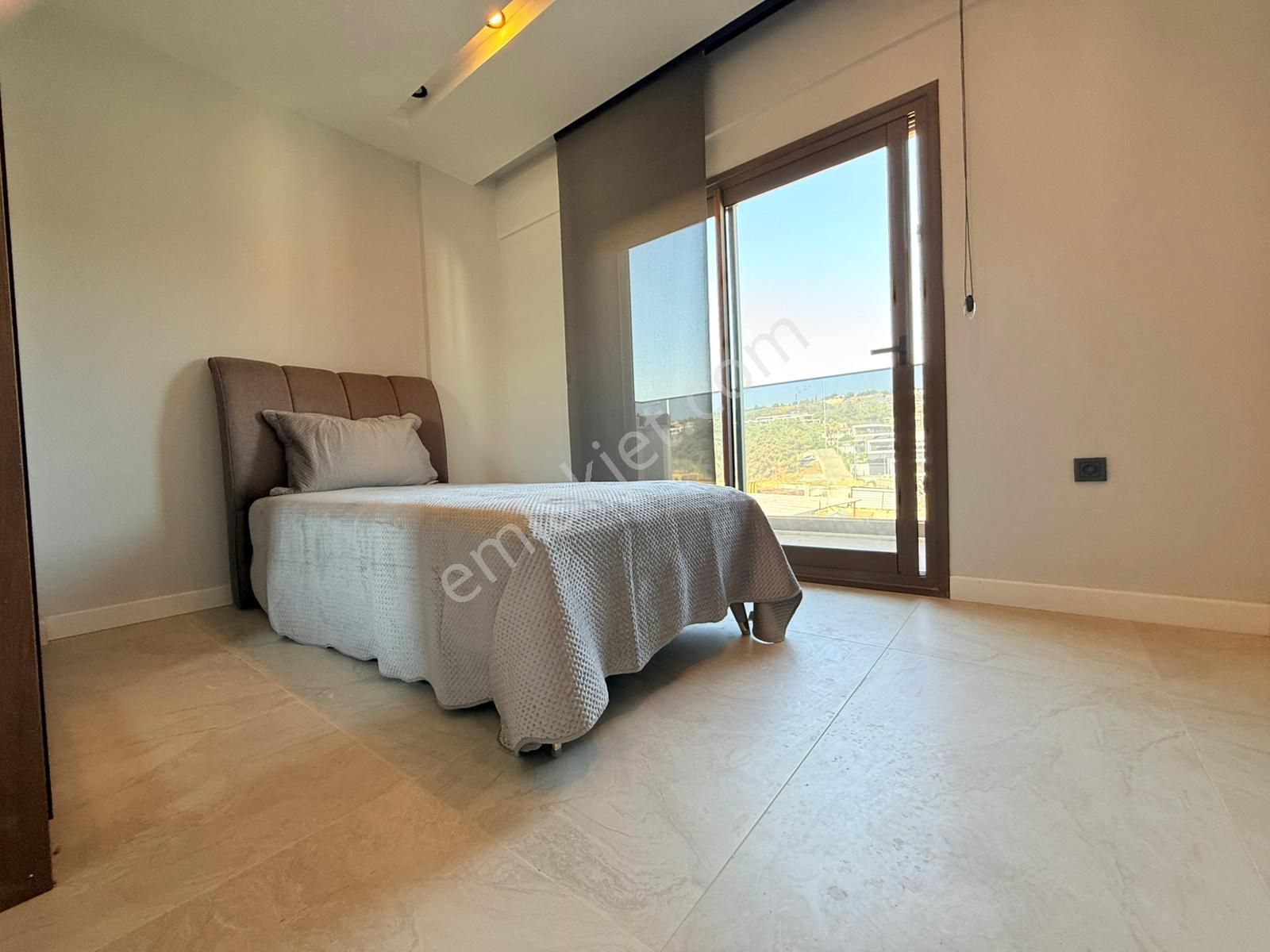 Guvenlık-manzara-özel Havuz/otopark-bahçe-monern Mimari-akıllı Ev-tamamı Müstakil - Görsel 22