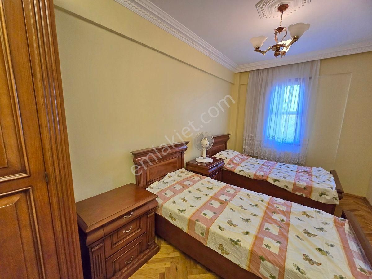 Altınoluk Satılık Müstakil Villa / Deniz Manzaralı / Merkezde / Özel Yapım / Otoparklı - Görsel 21