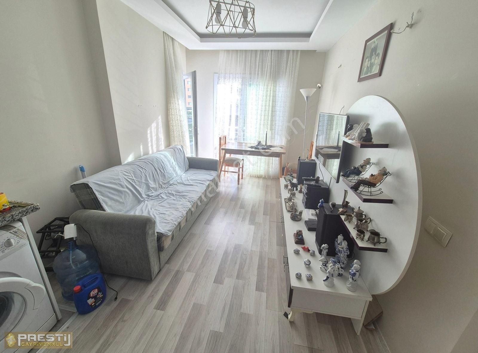 Prestij'den Çiftlikköy'de 5 Yaşın'da Asansörlü Geniş 1+1 Daire