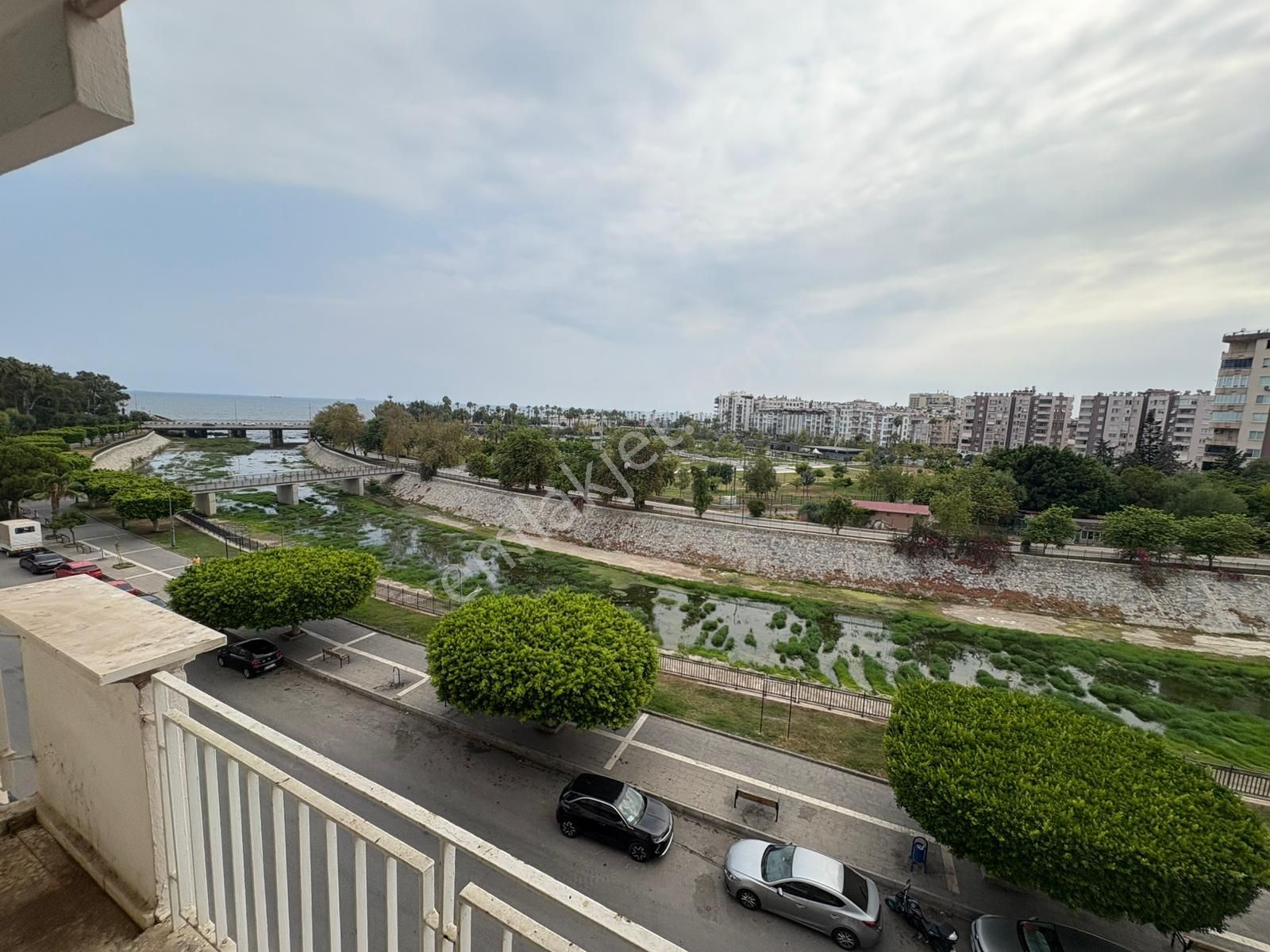 Thor'dan Satılık Mersin Akdeniz Hamidiye Mahallesin'de 3+1 Daire