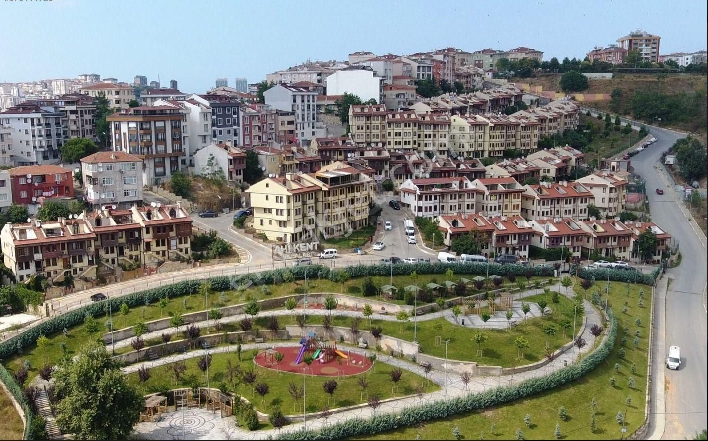 Ahikent Sitesinin En Prestijli Villası 5+2 300m² 5 Kat Müstakil