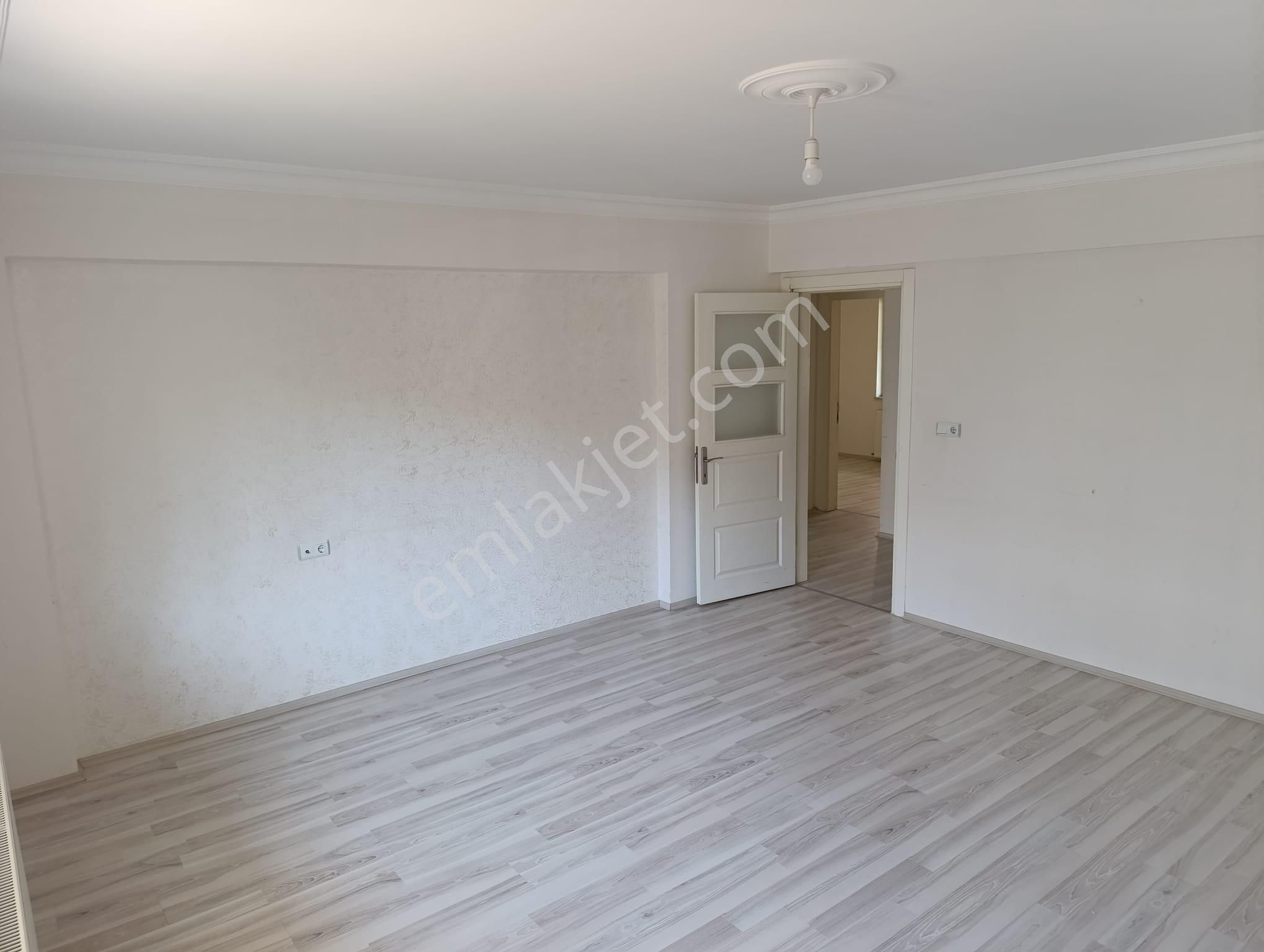 Bursa Güneştepe Yüksek Giriş Geniş Mutfak 2+1 Kiralık Daire
